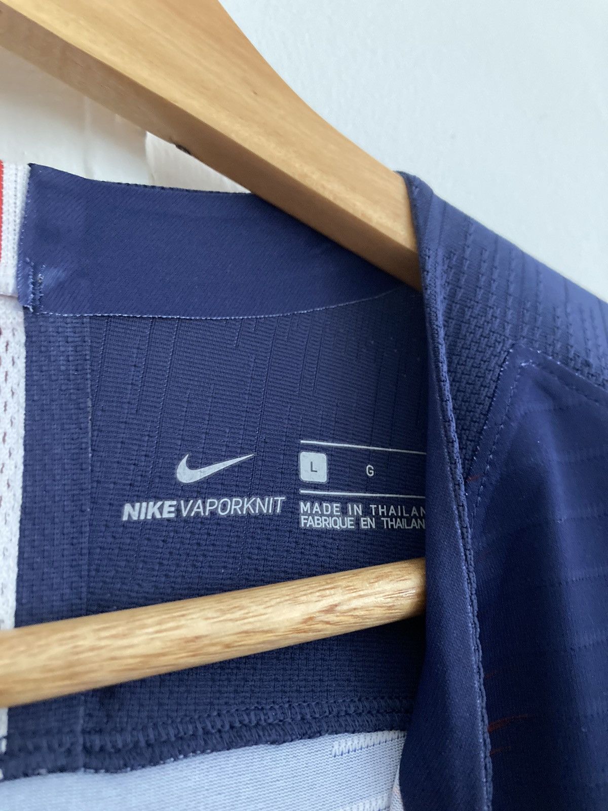 Nike Nike Cavani Paris Saint-Germain PSG Jersey Shirt Large L Size US L / EU 52-54 / 3 - 8 Thumbnail