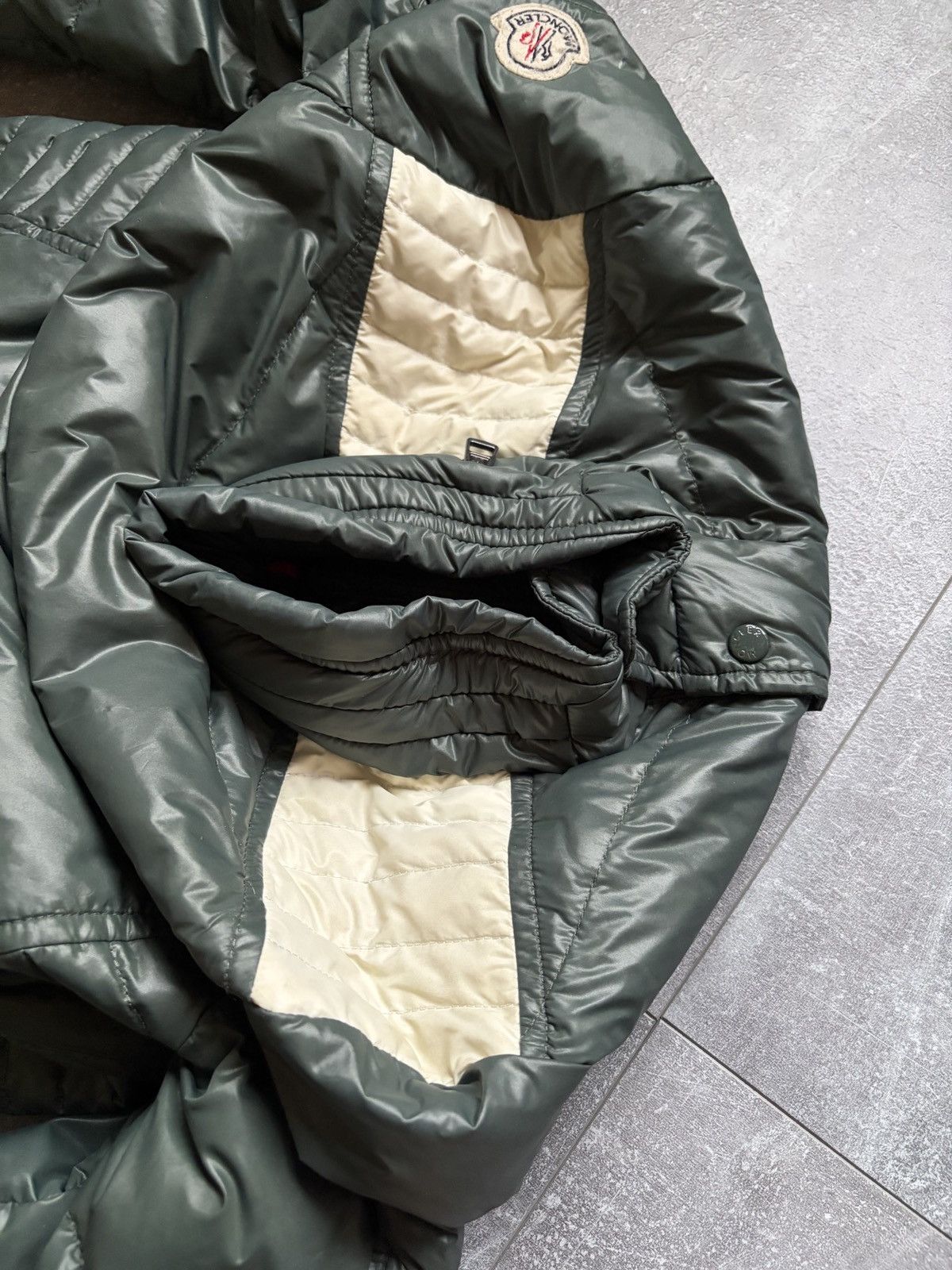 Moncler Moncler Austin Kids Two-Tone Down Puffer Jacket Size XXS / US 00 / IT 34 - 14 Thumbnail