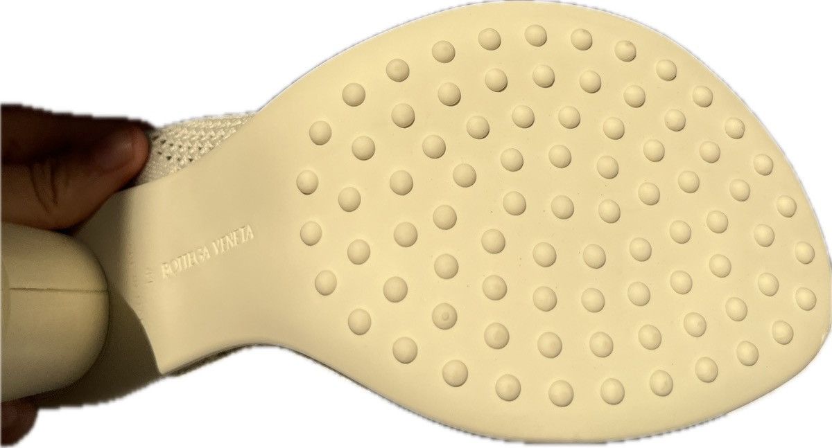 Bottega Veneta Bottega Veneta Atomic Pumps Sea Salt sz 40 Size US 11 / IT 41 - 8 Thumbnail