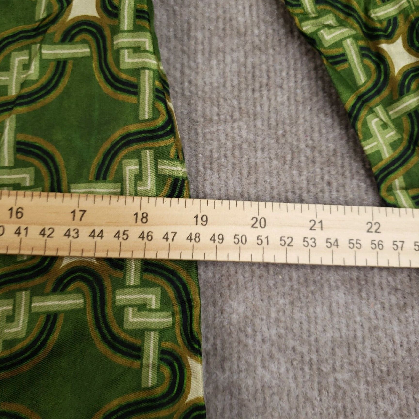 Vintage VINTAGE Maliparmi Dress Geometric 100% Silk Green Shift Womens Size 40 Knee Length Casual Size S / US 4 / IT 40 - 4 Thumbnail