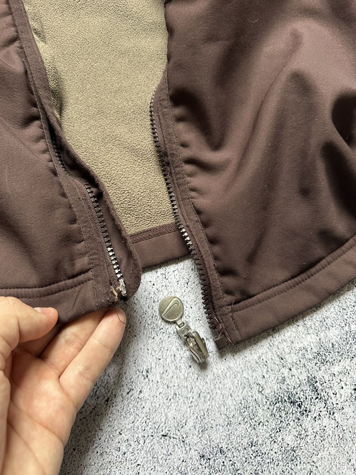 Nike Vintage Nike Jacket Technology Brown Fit Y2K Size US L / EU 52-54 / 3 - 16 Thumbnail
