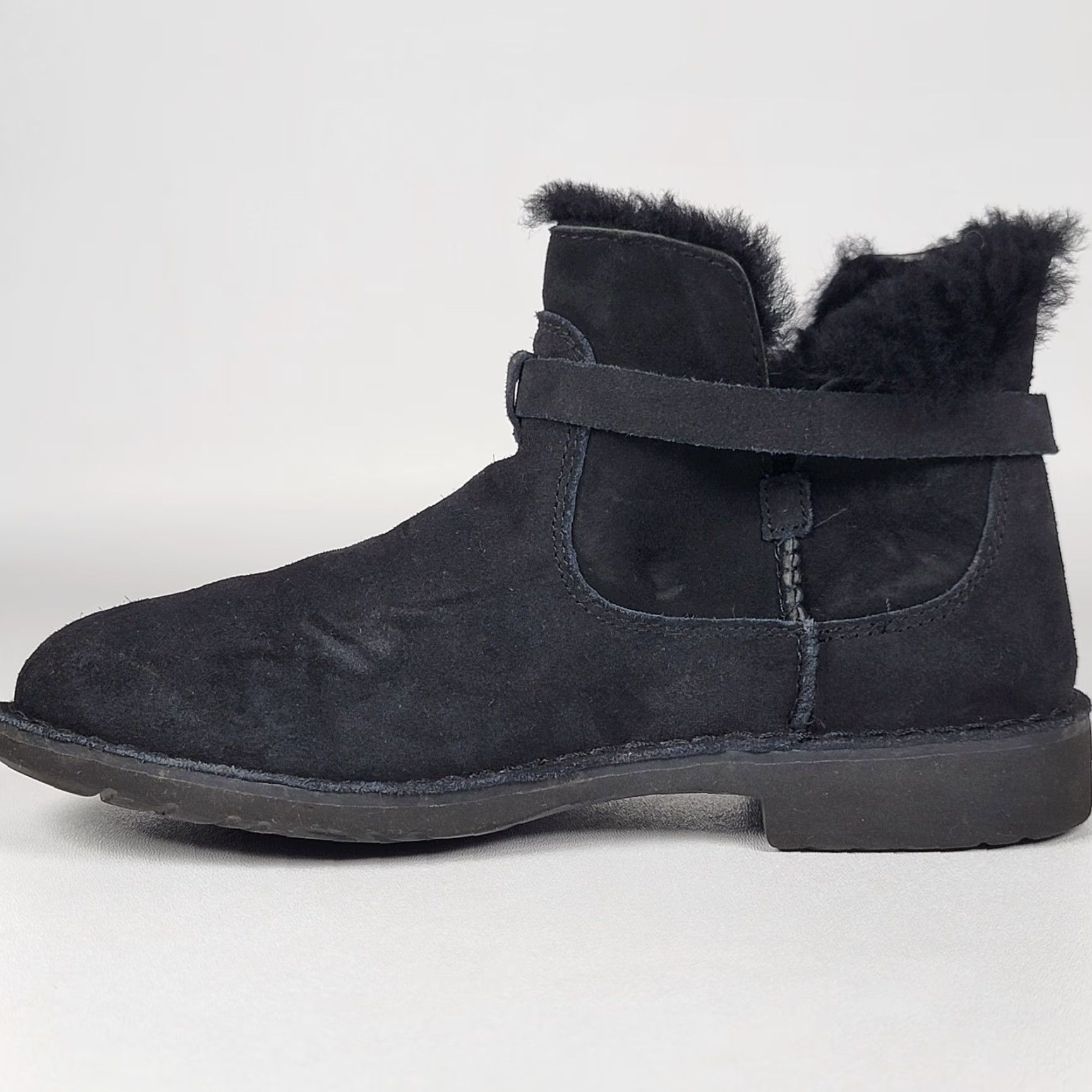 Ugg UGG Bootie Women's Suede Buckle Shearling Fur Black Ankle Boot 9 Size US 9 / IT 39 - 4 Thumbnail