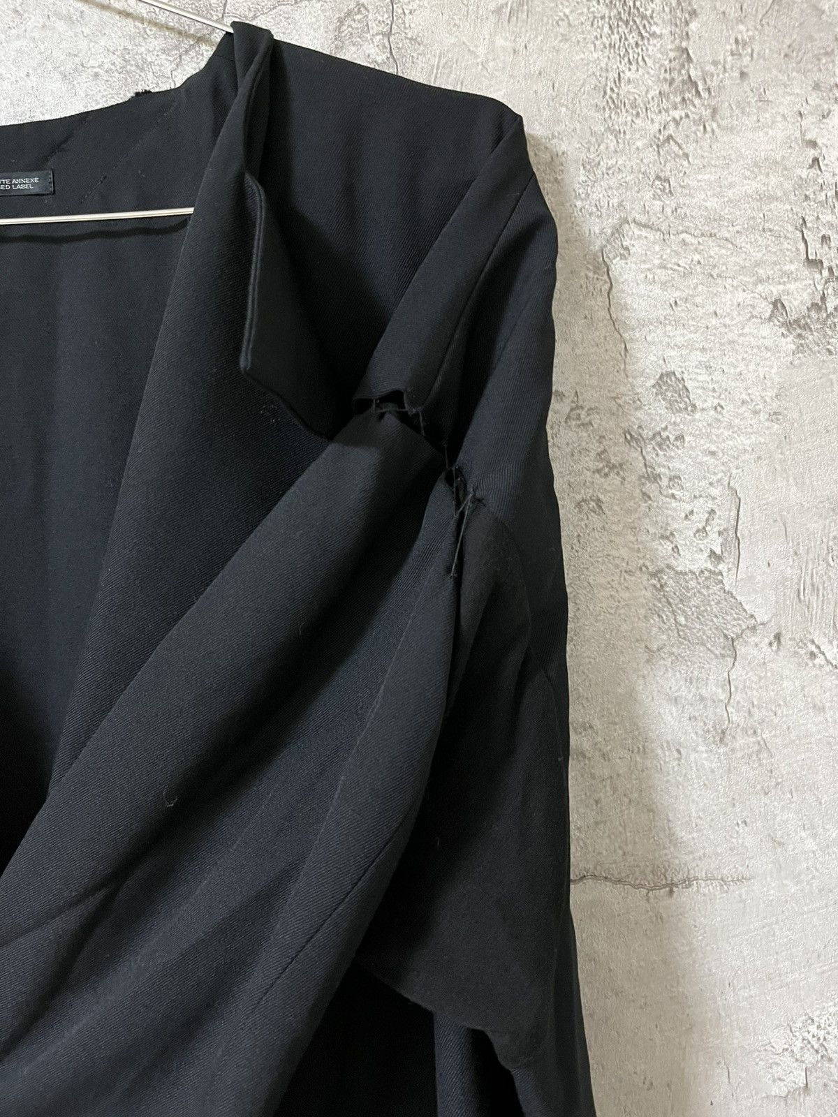 Yohji Yamamoto yohji yamamoto noir crack coat Size US L / EU 52-54 / 3 - 7 Thumbnail