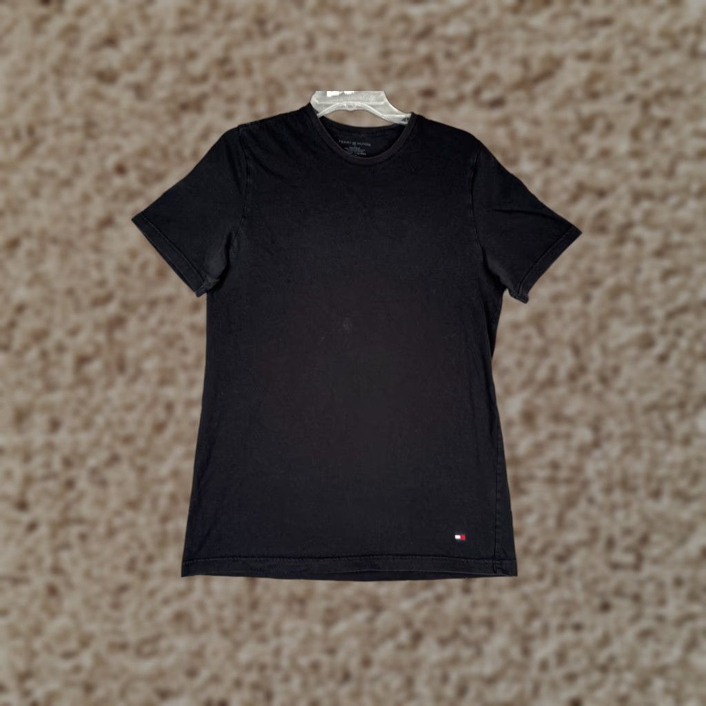 Tommy Hilfiger Tommy Hilfiger Shirt Adult Medium Black Short Sleeve Crew Neck Cotton SlimREAD Size US M / EU 48-50 / 2 - 1 Thumbnail