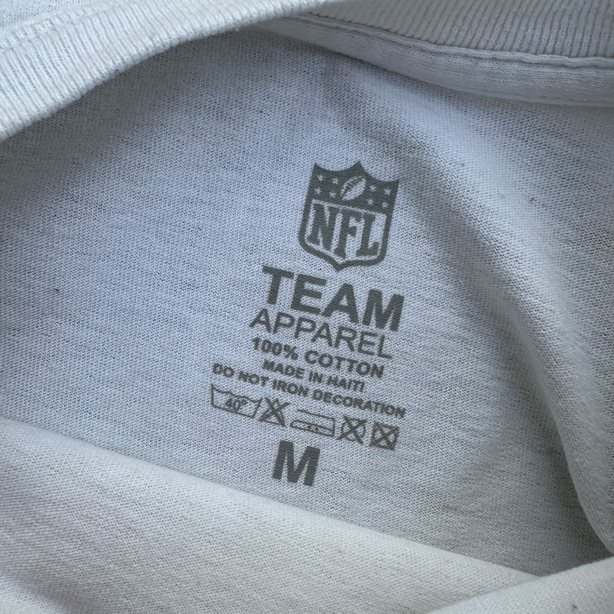 NFL Vintage Japanese Style NFL London Games T-shirts Big Logo Size US M / EU 48-50 / 2 - 7 Thumbnail