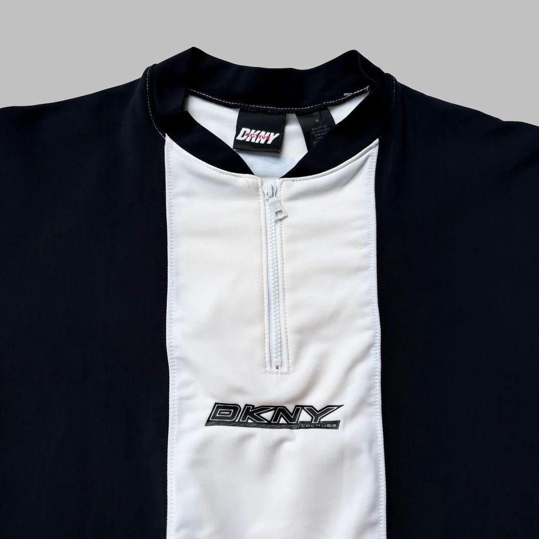 DKNY DKNY 1990 90s Vintage Tech Active USA Sport Zip T-Shirt Size US M / EU 48-50 / 2 - 2 Thumbnail