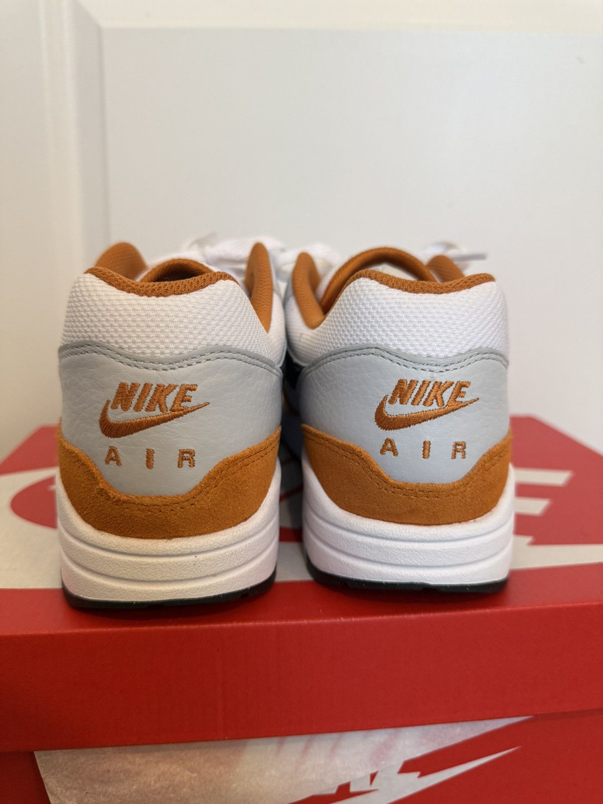 Nike Air Max 1 Size US 9 / EU 42 - 4 Thumbnail