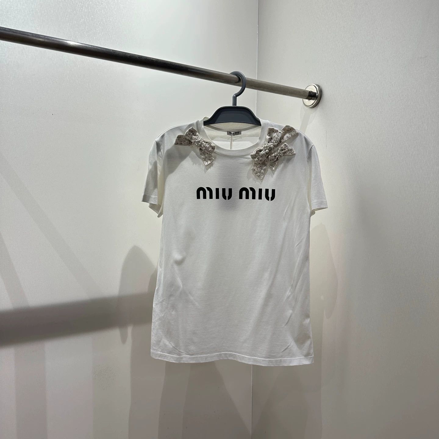 Miu Miu MIU MIU mar17 logo bow pearl short-sleeve XS Size XS / US 0-2 / IT 36-38 - 1 Thumbnail