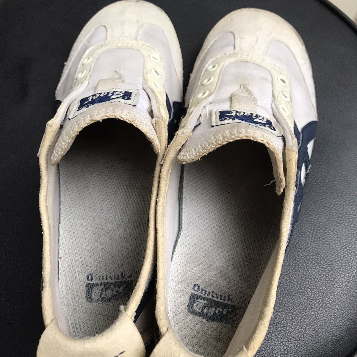 Japanese Brand × Onitsuka Tiger Onitsuka Tiger mexico 66 Slip On White Canvas with navy blue Size US 6 / EU 39 - 12 Thumbnail