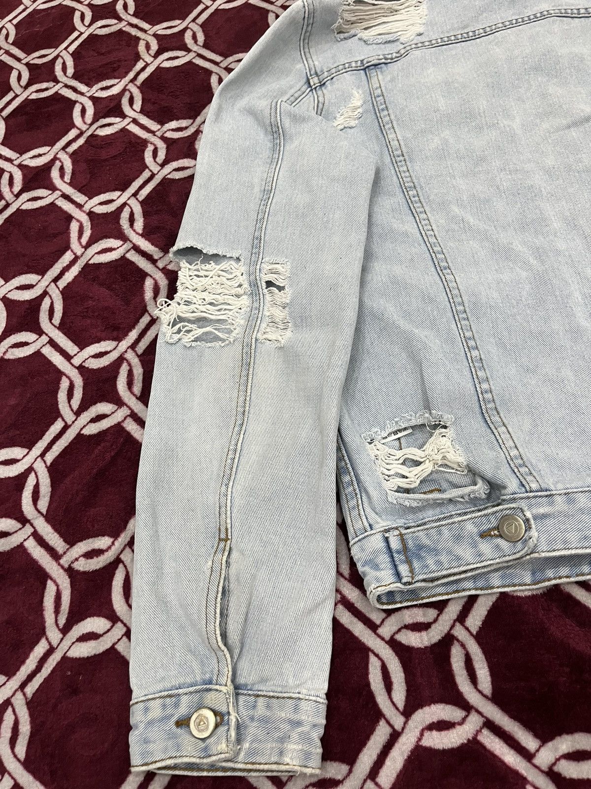 Asos Asos Ripped Trucker Denim Jacket Size US L / EU 52-54 / 3 - 14 Thumbnail
