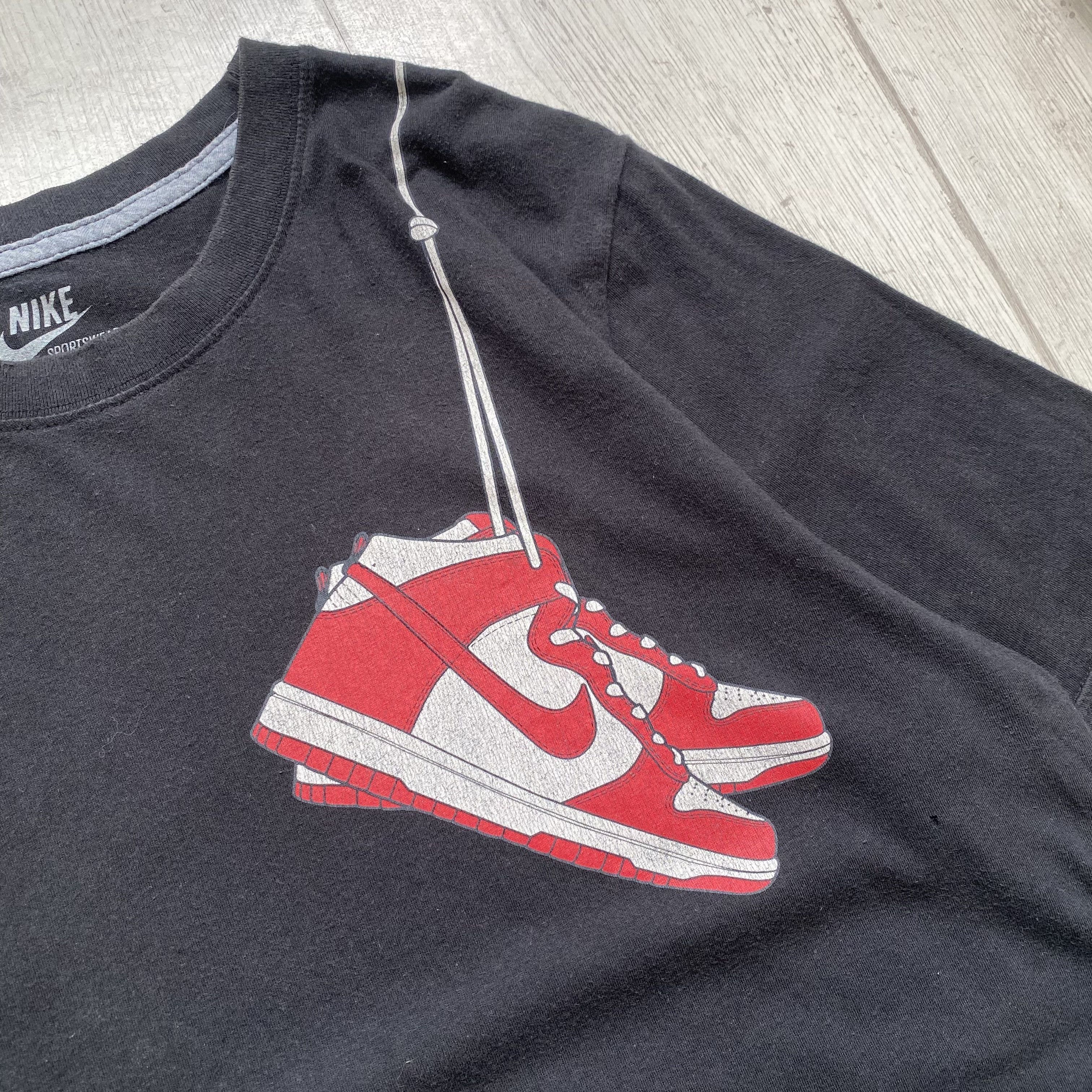 Nike 👟 Vintage 00s Nike Dunk Logo Tee Distressed Air Max Shox Size US L / EU 52-54 / 3 - 4 Thumbnail
