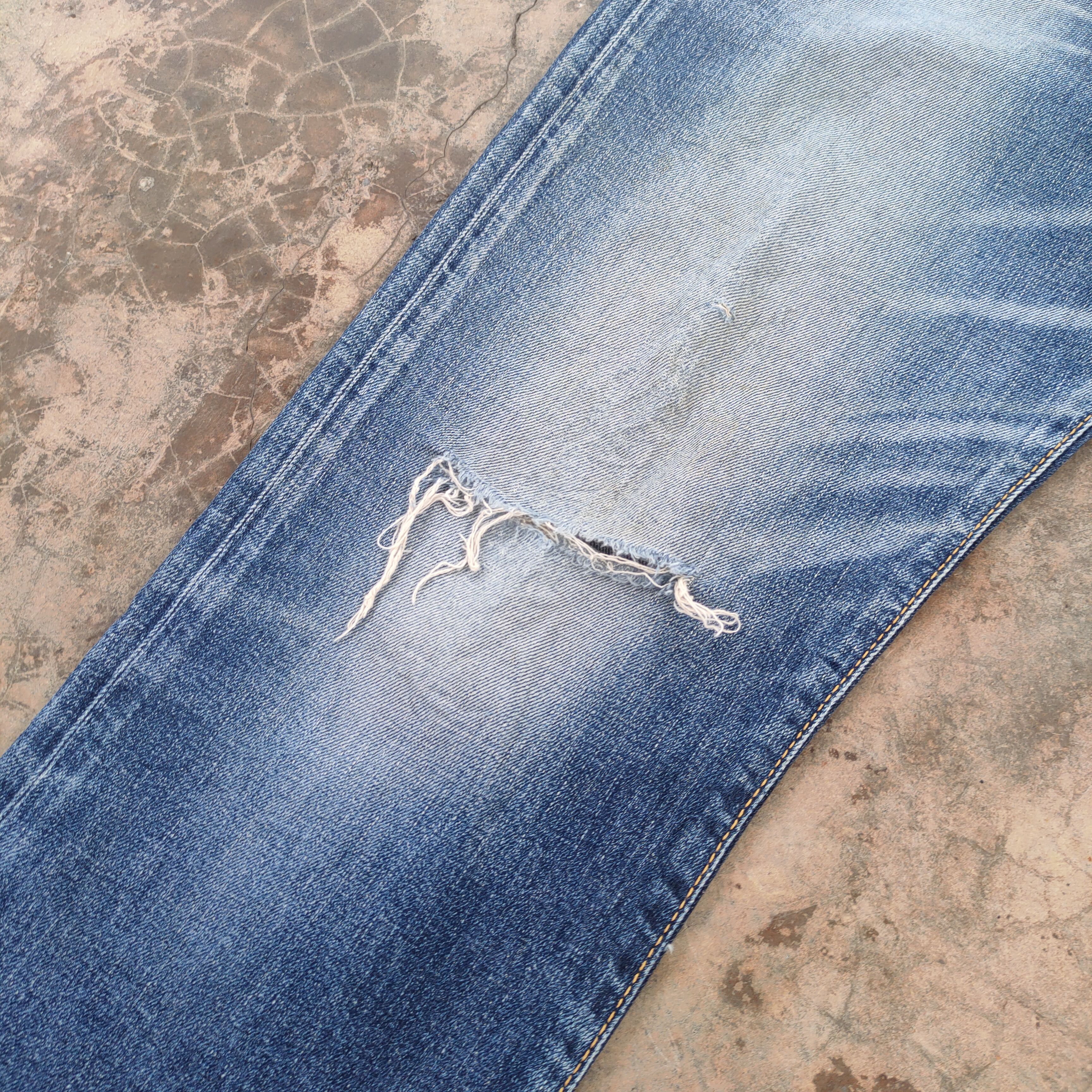 Edwin VINTAGE EDWIN SKINNY FADED RIPPED JEANS DENIM PANTS Size US 34 / EU 50 - 5 Thumbnail