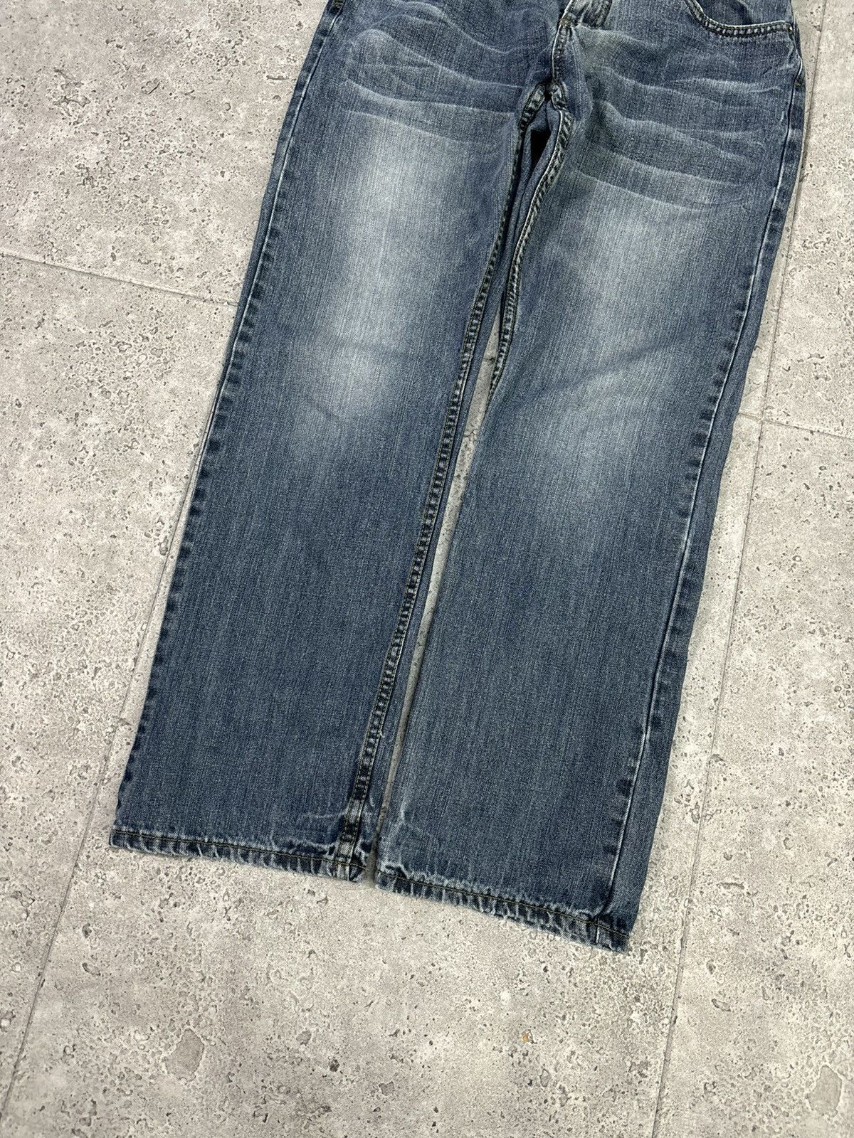 Japanese Brand × Vintage Y2K 2000s Wideleg Japan Distressed Faded Denim Pants Size US 34 / EU 50 - 2 Thumbnail