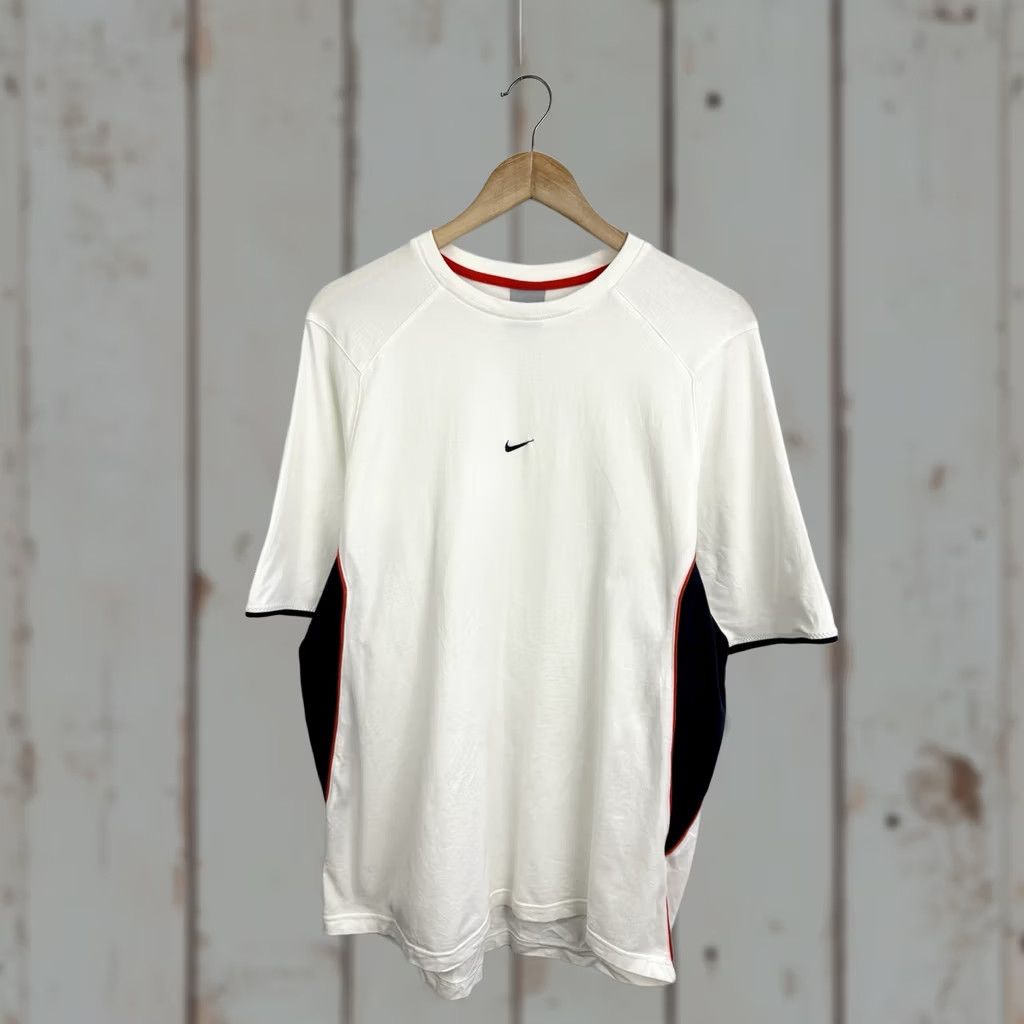 Nike VINTAGE Nike Center Swoosh N-Athletic T-Shirt Mens XL White 90s Y2K Athletic 90s Shirts Rare Size US XL / EU 56 / 4 - 1 Thumbnail