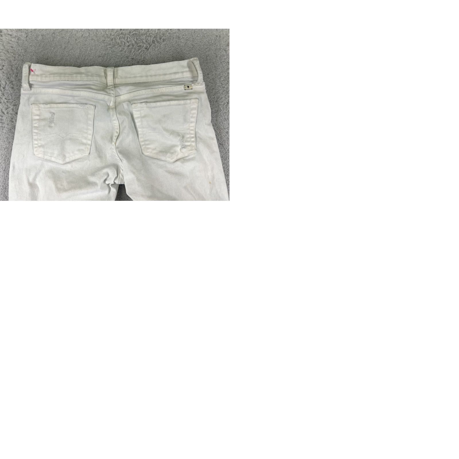 Denime VINTAGE? No, not vintage. Lucky Brand Jeans White Denim Slim Boyfriend Distressed 0 Women’s 27 Inseam 5-Pocket Zip Fly Medium Wash Cotton Blend Size 25" / US 0 / IT 36 - 10 Thumbnail