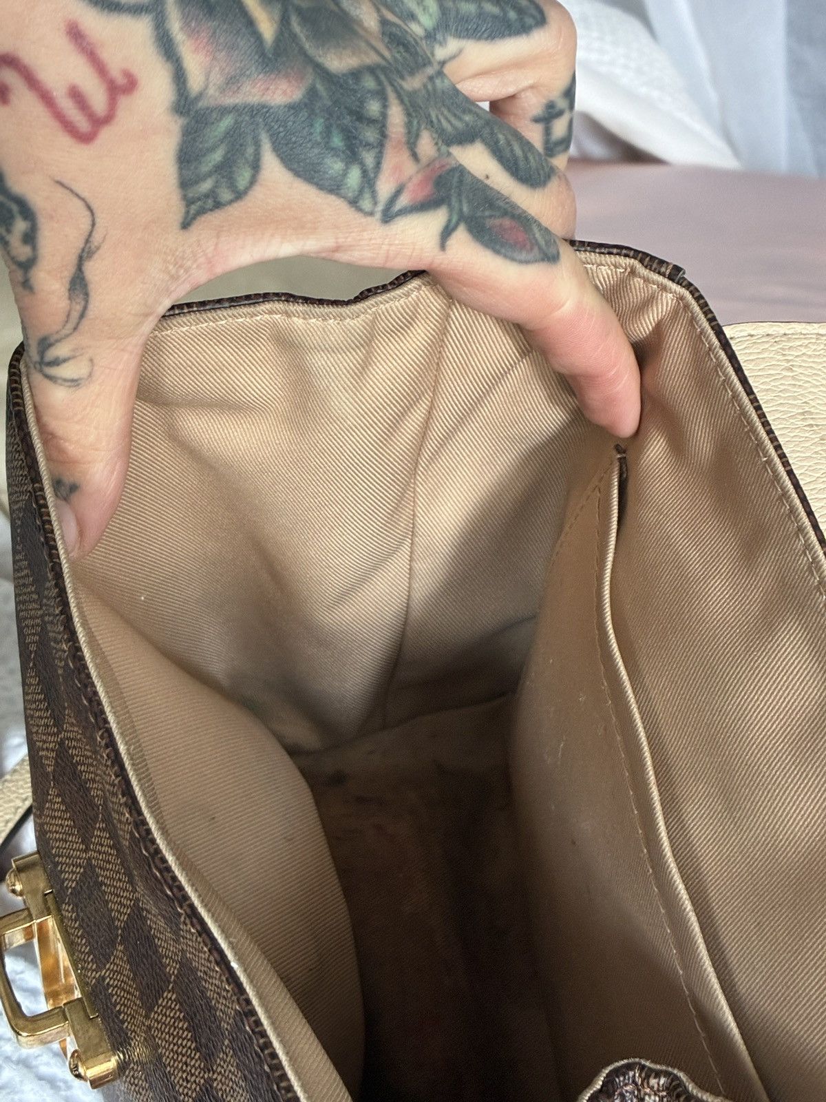 Louis Vuitton LV Clapton Bag Size ONE SIZE - 9 Thumbnail
