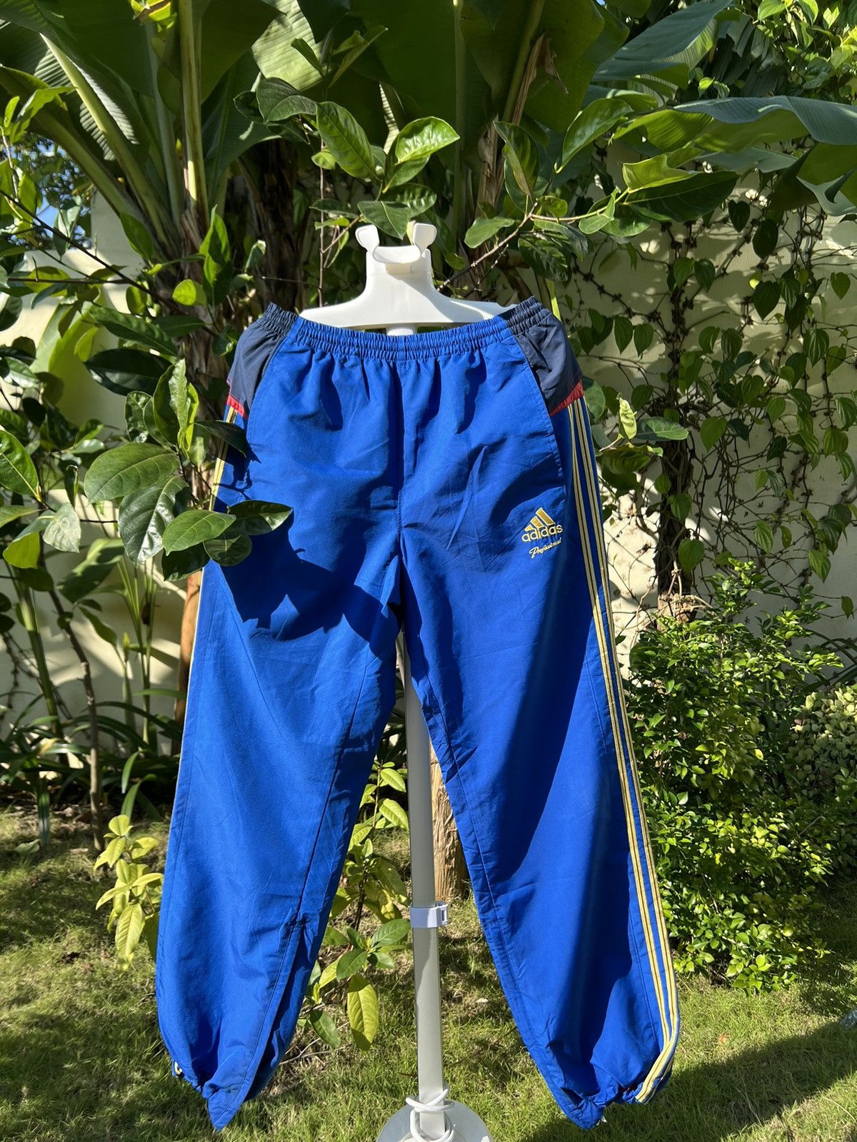 Adidas × Vintage 90's ADIDAS CLIMAPROOF PROFESSIONAL RARE BAGGY TRACK PANTS Size US 34 / EU 50 - 1 Thumbnail
