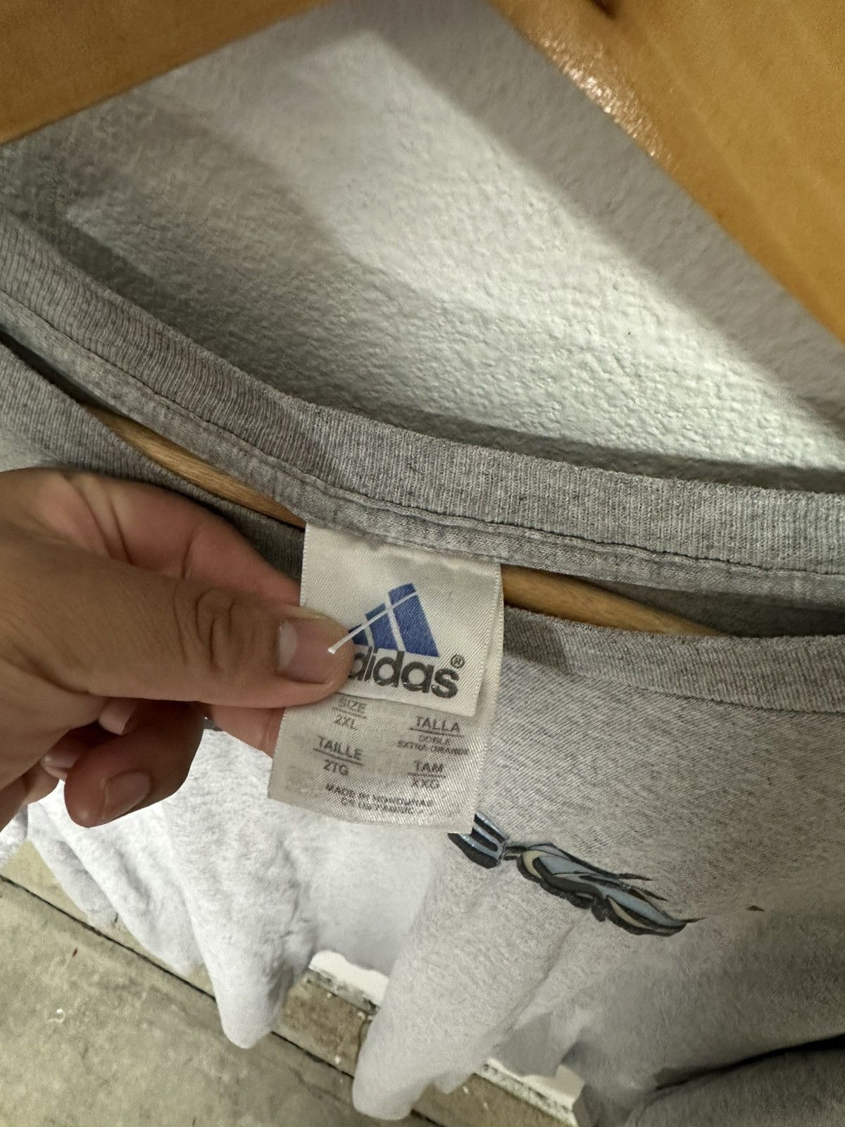 Adidas Adidas, long sleeve flame T-shirt Size US XXL / EU 58 / 5 - 4 Thumbnail