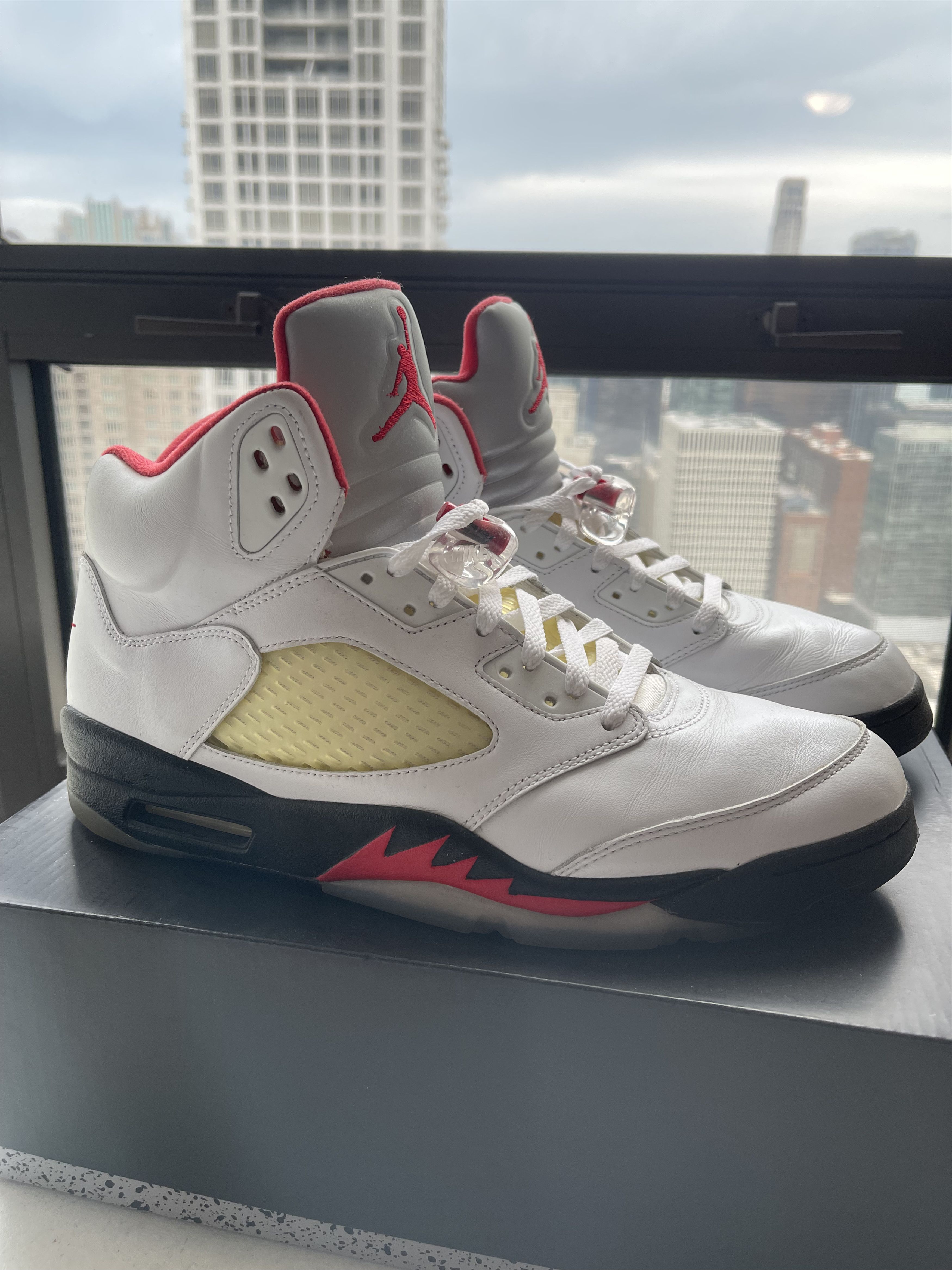 Jordan Brand Jordan Fire 5s Size US 12 / EU 45 - 1 Thumbnail