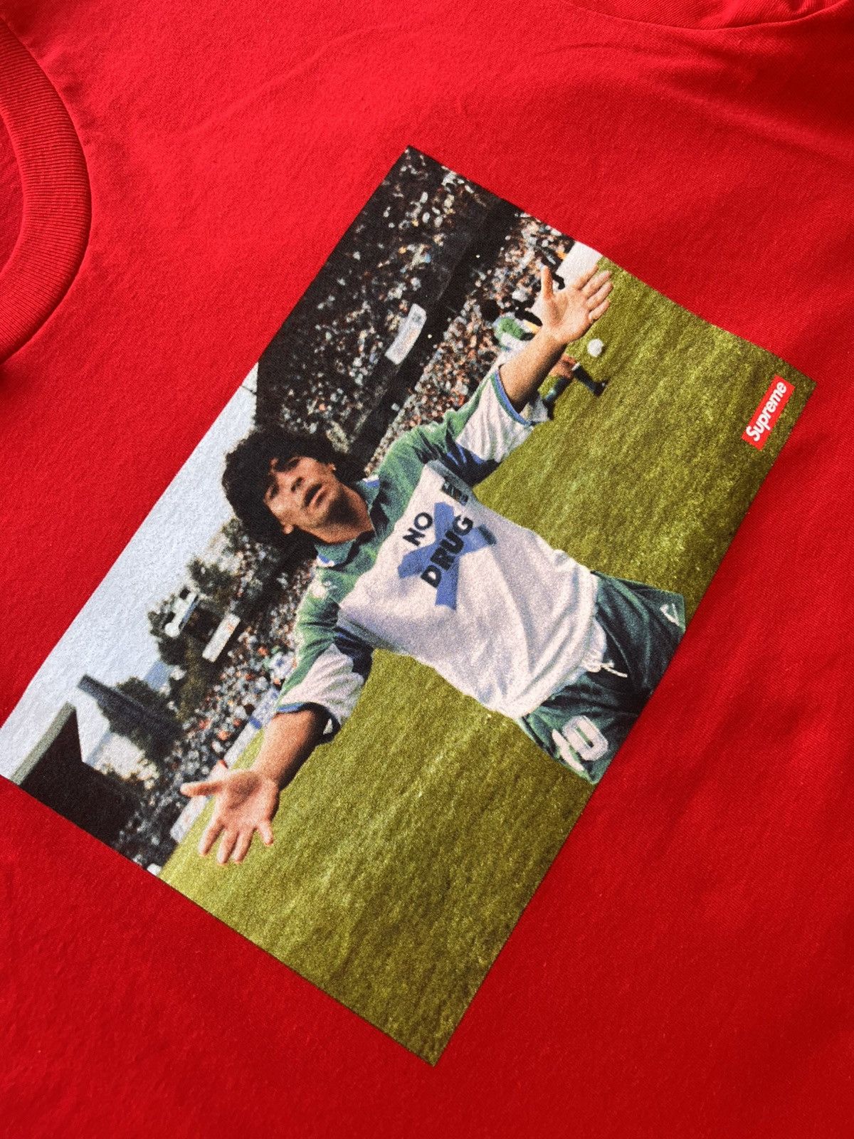 Supreme M Supreme Maradona Tee Red T-shirt football diego drugs new Size US M / EU 48-50 / 2 - 9 Thumbnail