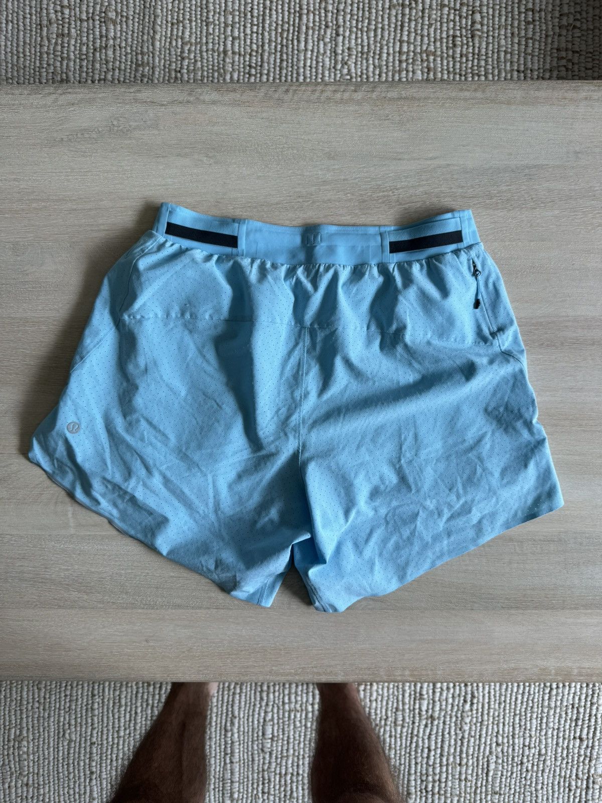 Lululemon Lululemon Surge Shorts Size US 30 / EU 46 - 2 Thumbnail