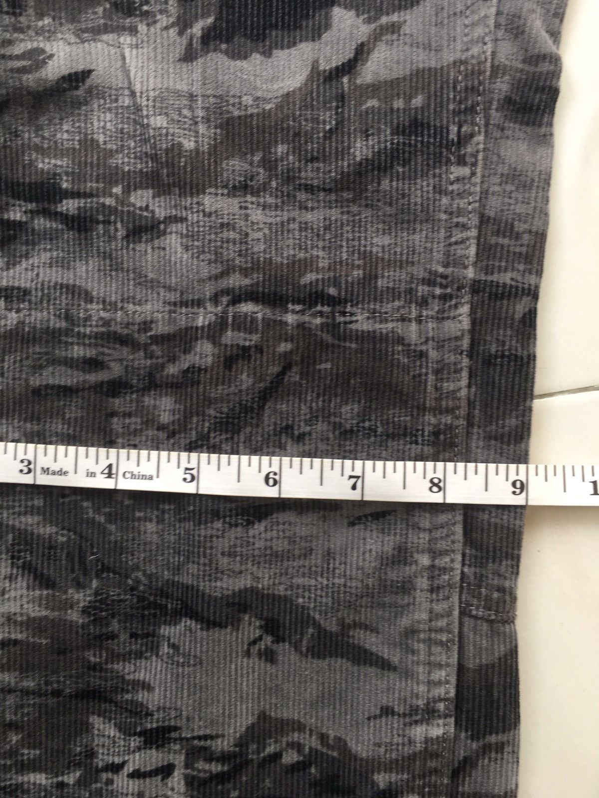 Oakley Oakley Corduroy Camo Cargo Pants Size 28" / US 6 / IT 42 - 18 Thumbnail