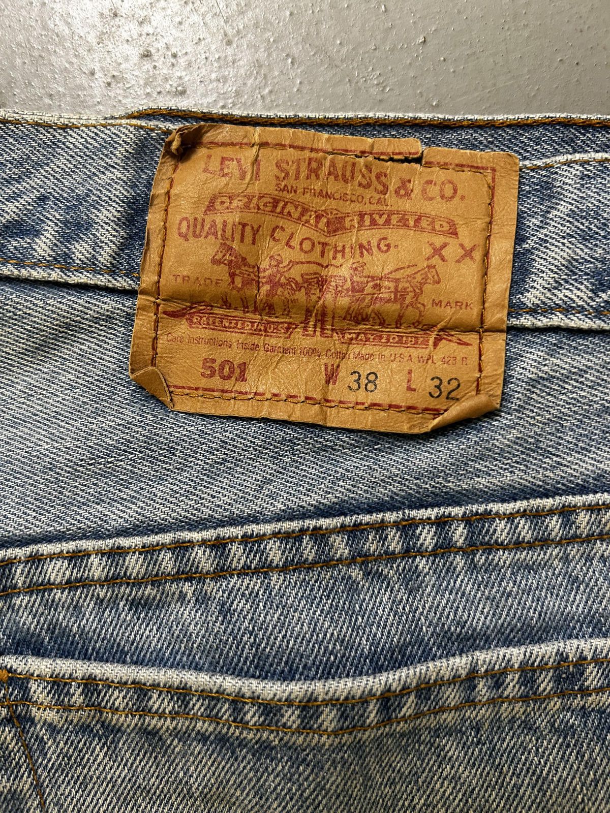Levi's Vintage Levi's 501 Blue Denim Jeans - W38 L32 Size US 38 / EU 54 - 5 Thumbnail