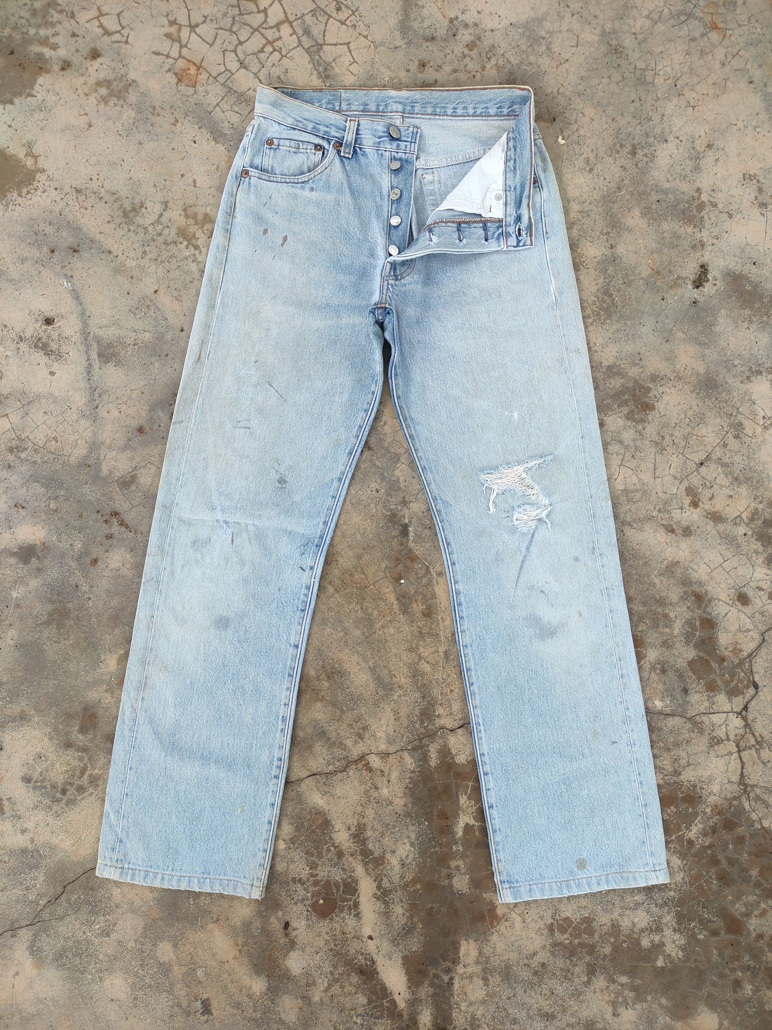 Levi's Vintage Clothing Vintage 90' Levi's 501 Light Wash ripped faded denim pants Size US 28 / EU 44 - 4 Thumbnail