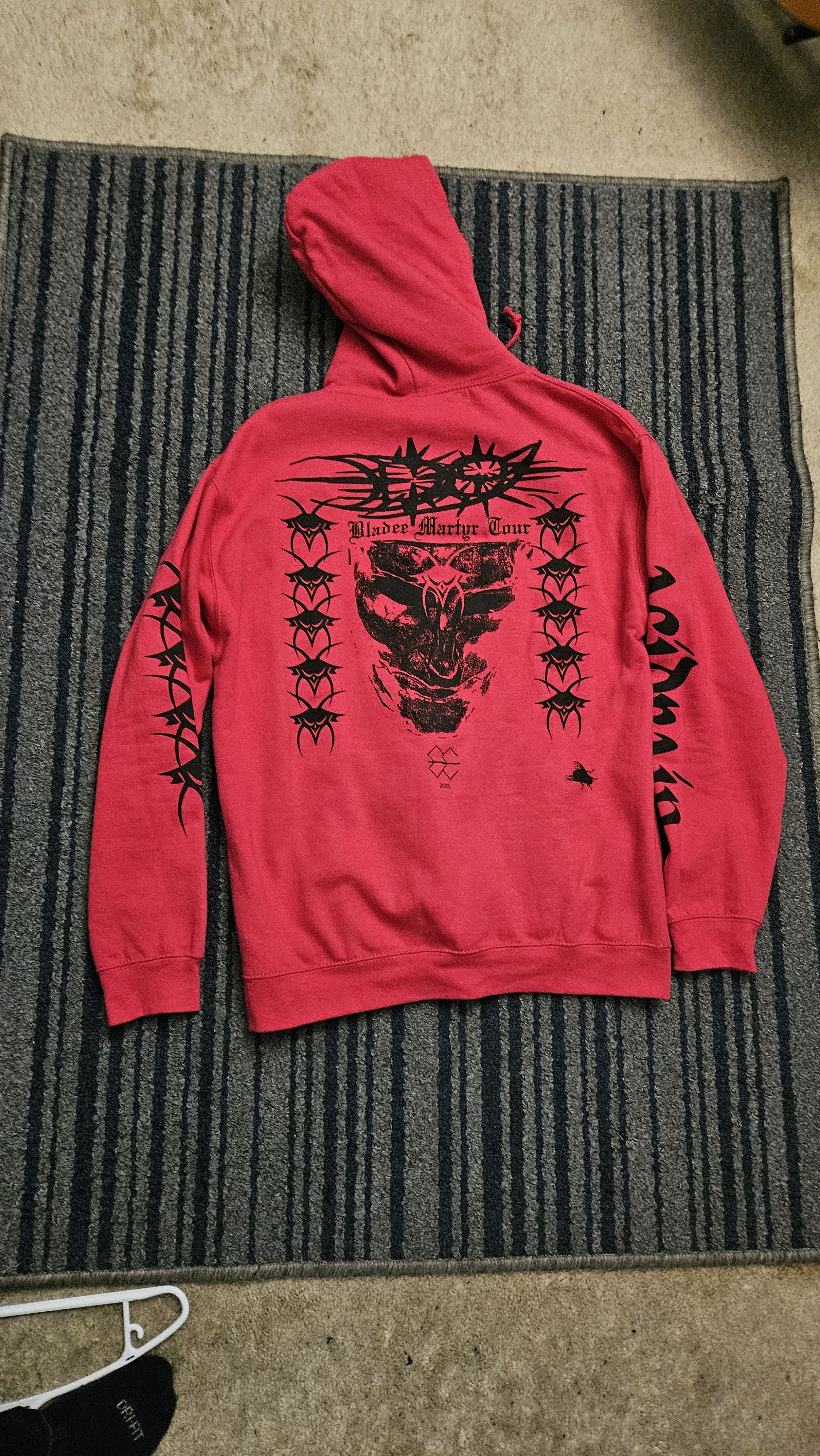 Other Bladee martyr tour hoodie Size US M / EU 48-50 / 2 - 4 Thumbnail