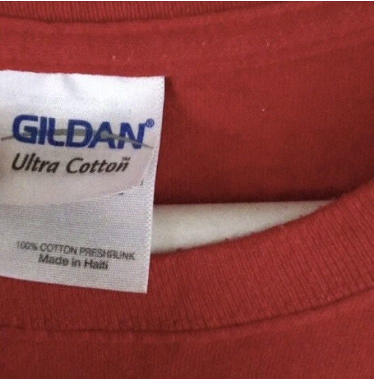 Gildan Wisconsin Badgers Men's large Crewneck T-Shirt Size US XXS / EU 40 - 2 Thumbnail