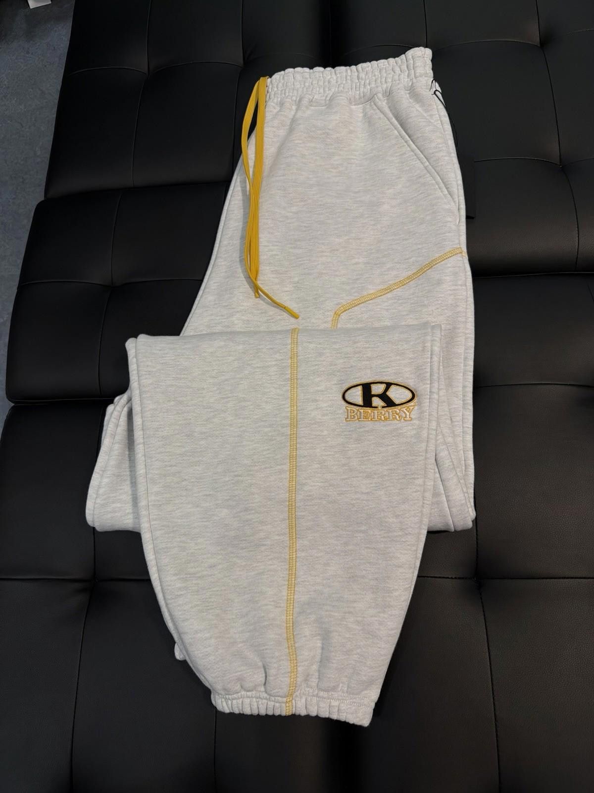 The GV Gallery Gv Gallery Raspberry Hills Grey Sweatpants (Rare) Size Large Size US 34 / EU 50 - 1 Thumbnail