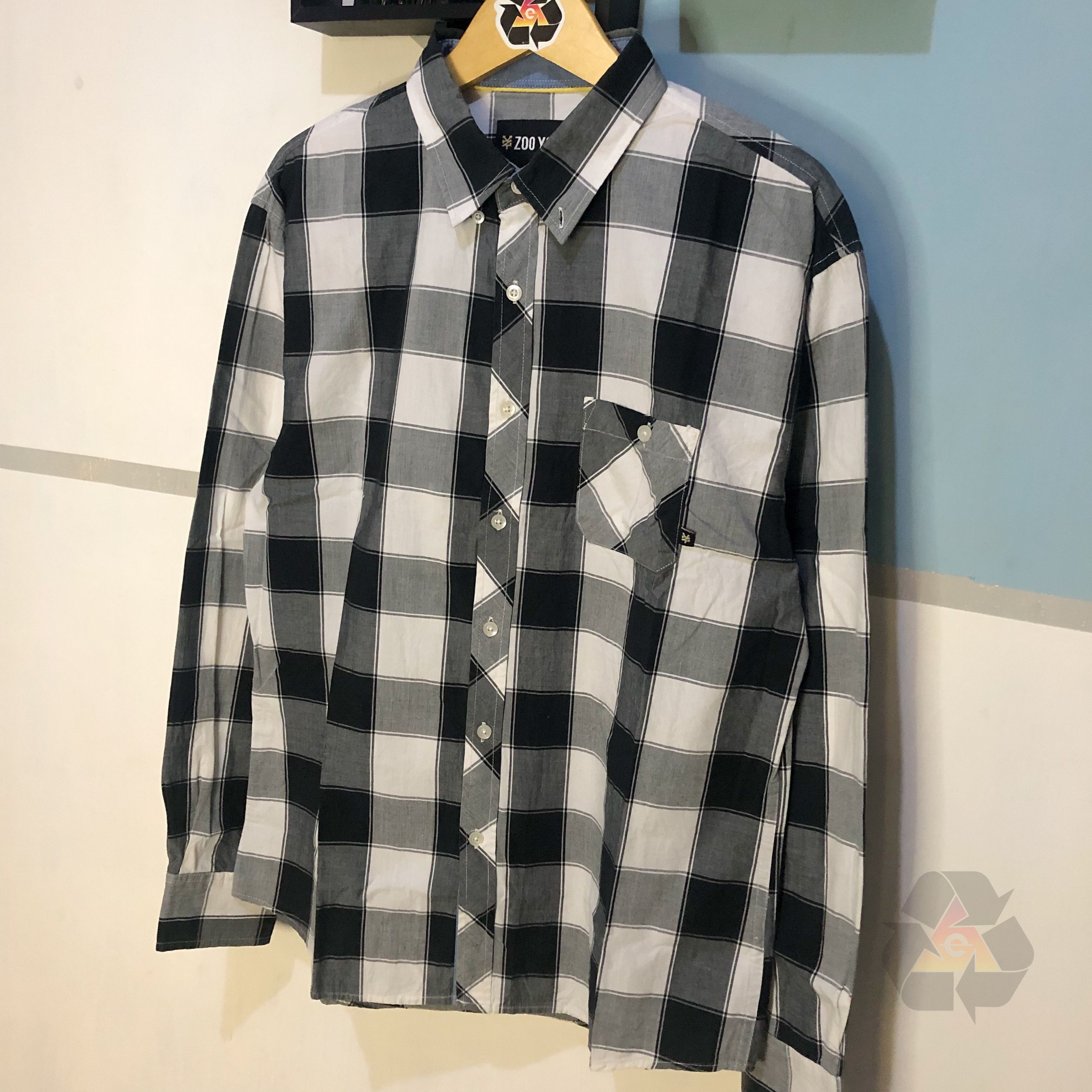 Vintage Zoo York Shirts Square Pattern Y2K Size US L / EU 52-54 / 3 - 3 Thumbnail