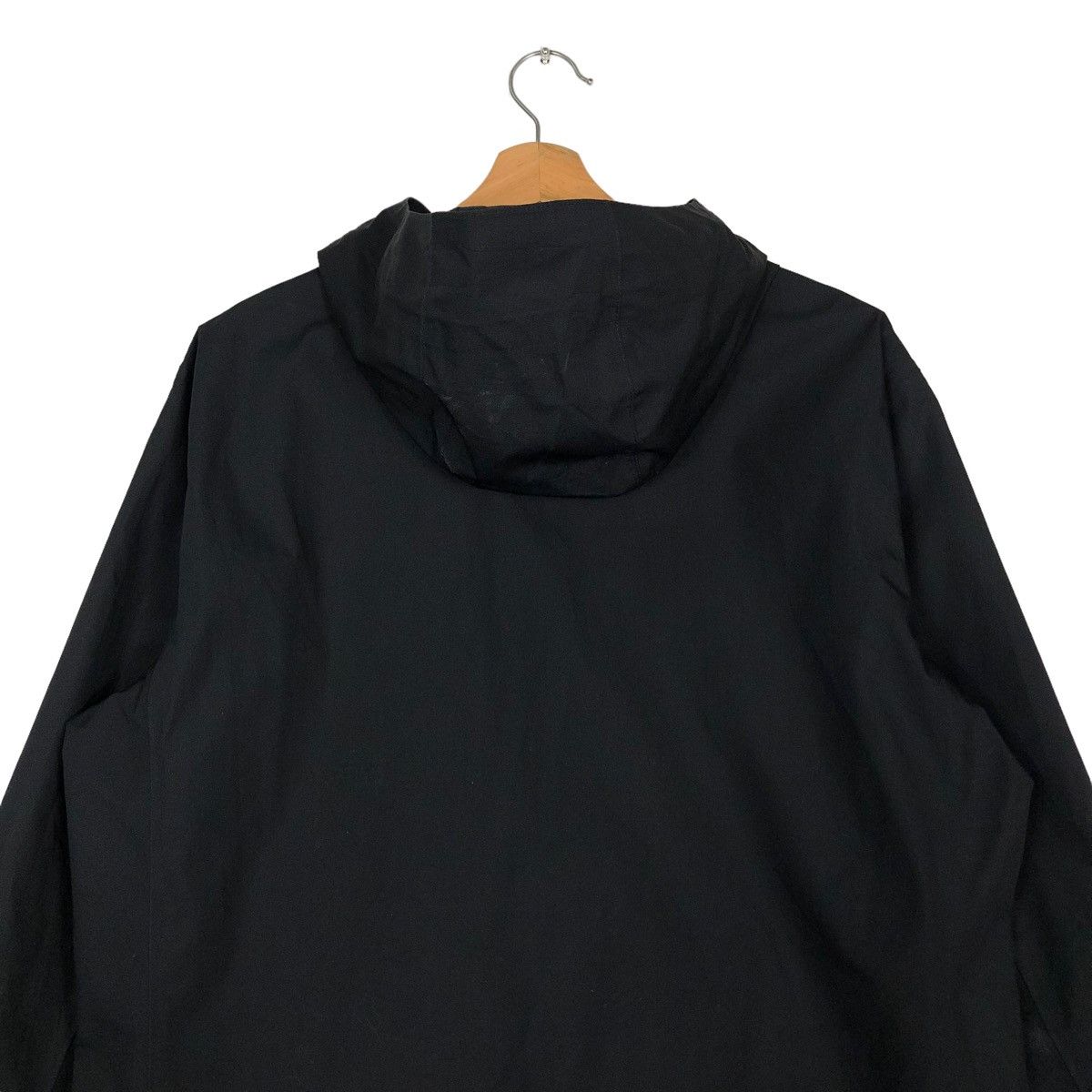 Japanese Brand 🔥Rich Black Survival Long Jacket Uniqlo Japan Undercover Size US M / EU 48-50 / 2 - 9 Thumbnail