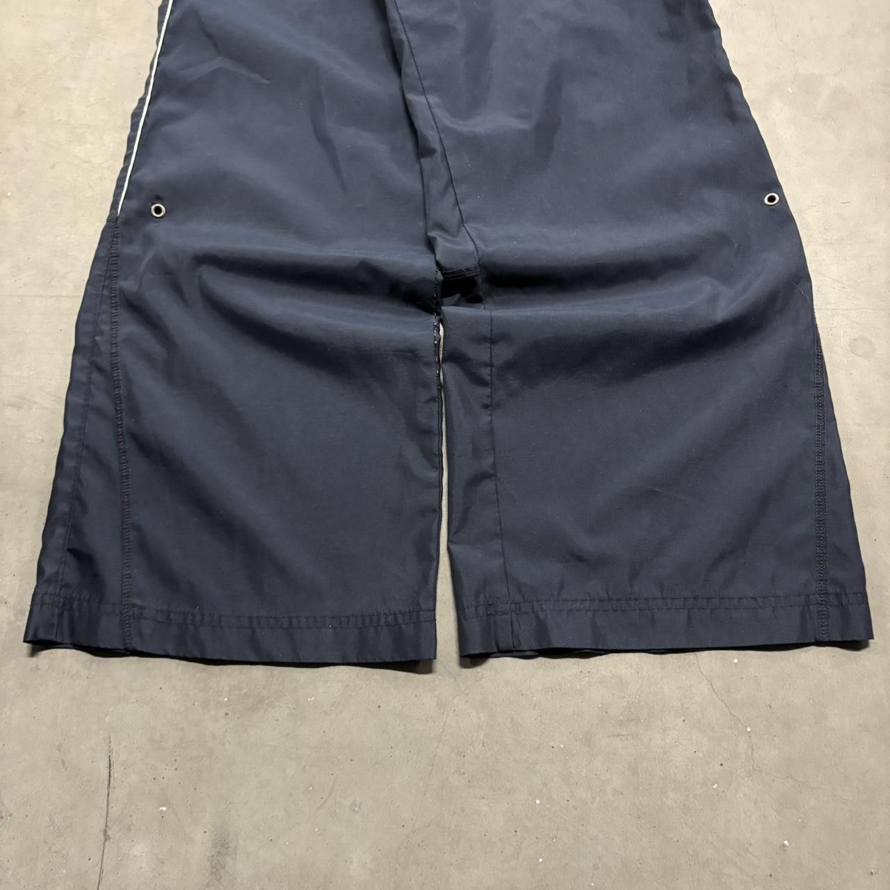 Vintage Crazy Vintage Y2K/2000s Baggy Wideleg Navy Blue Trackpants! Size US 30 / EU 46 - 3 Thumbnail