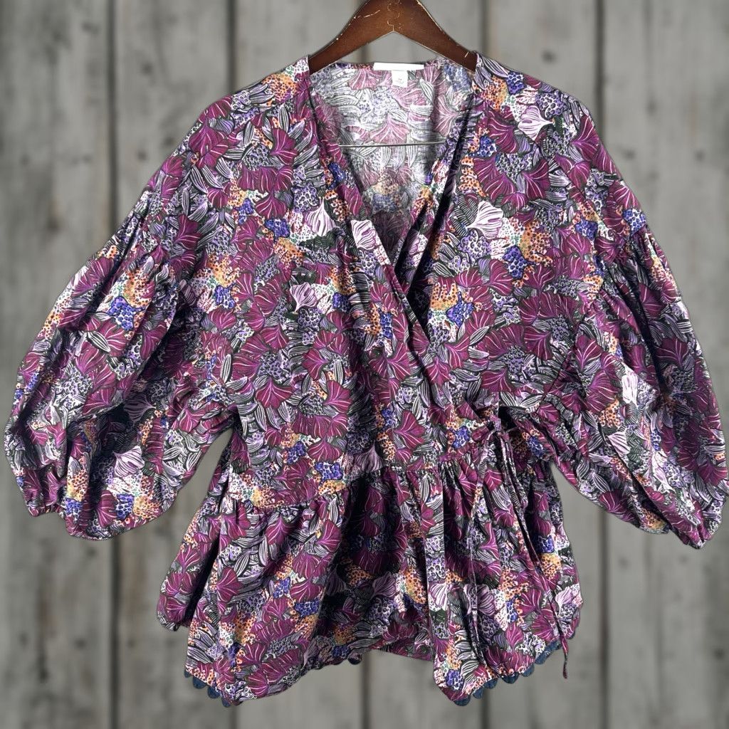 Vintage Kika Vargas Blouse Womens Plus 3X Purple Coral Reef Wrap Floral Puff Sleeve V-Neck Tie 3X Womens Blouse (Shirt) - Polo? Size XXL / US 16-18 / IT 52-54 - 1 Thumbnail