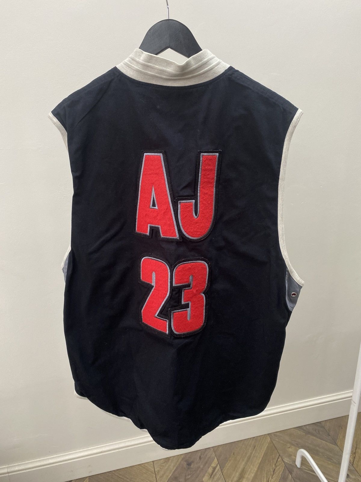 Nike Vintage Black/White Nike Jordan AJ23 Vest (1990's) Size US L / EU 52-54 / 3 - 10 Thumbnail