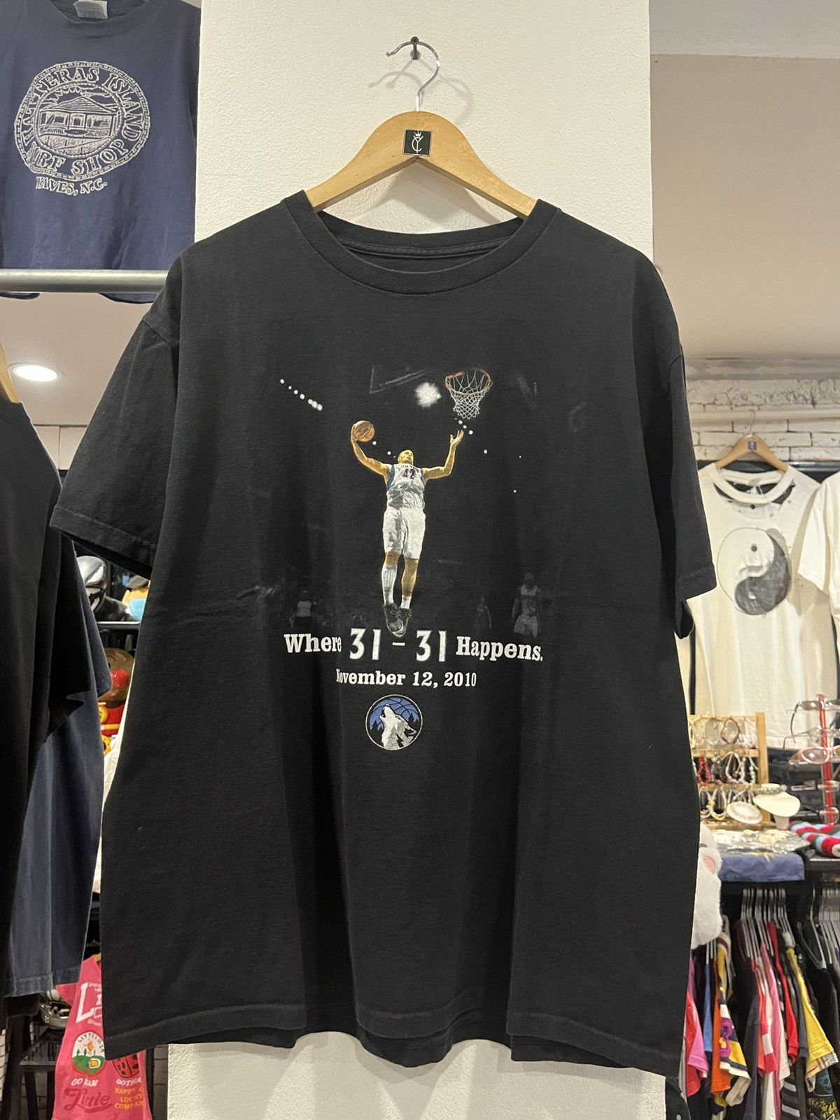 NBA Vintage Y2K NBA Minnesota Timberwolves Kevin Love T-Shirt Size US L / EU 52-54 / 3 - 1 Thumbnail