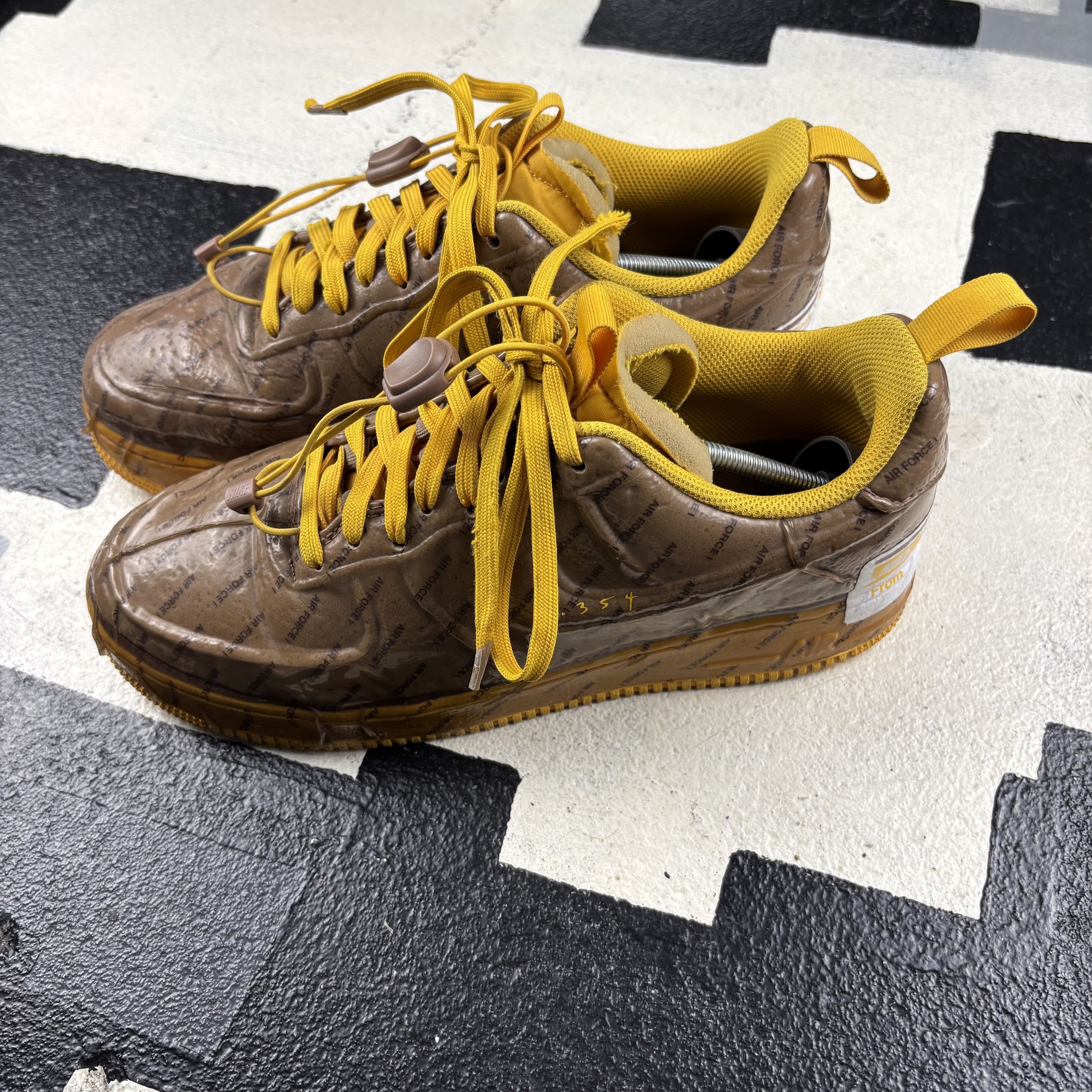 Nike Nike Sneakers Size US 11 / EU 44 - 1 Thumbnail