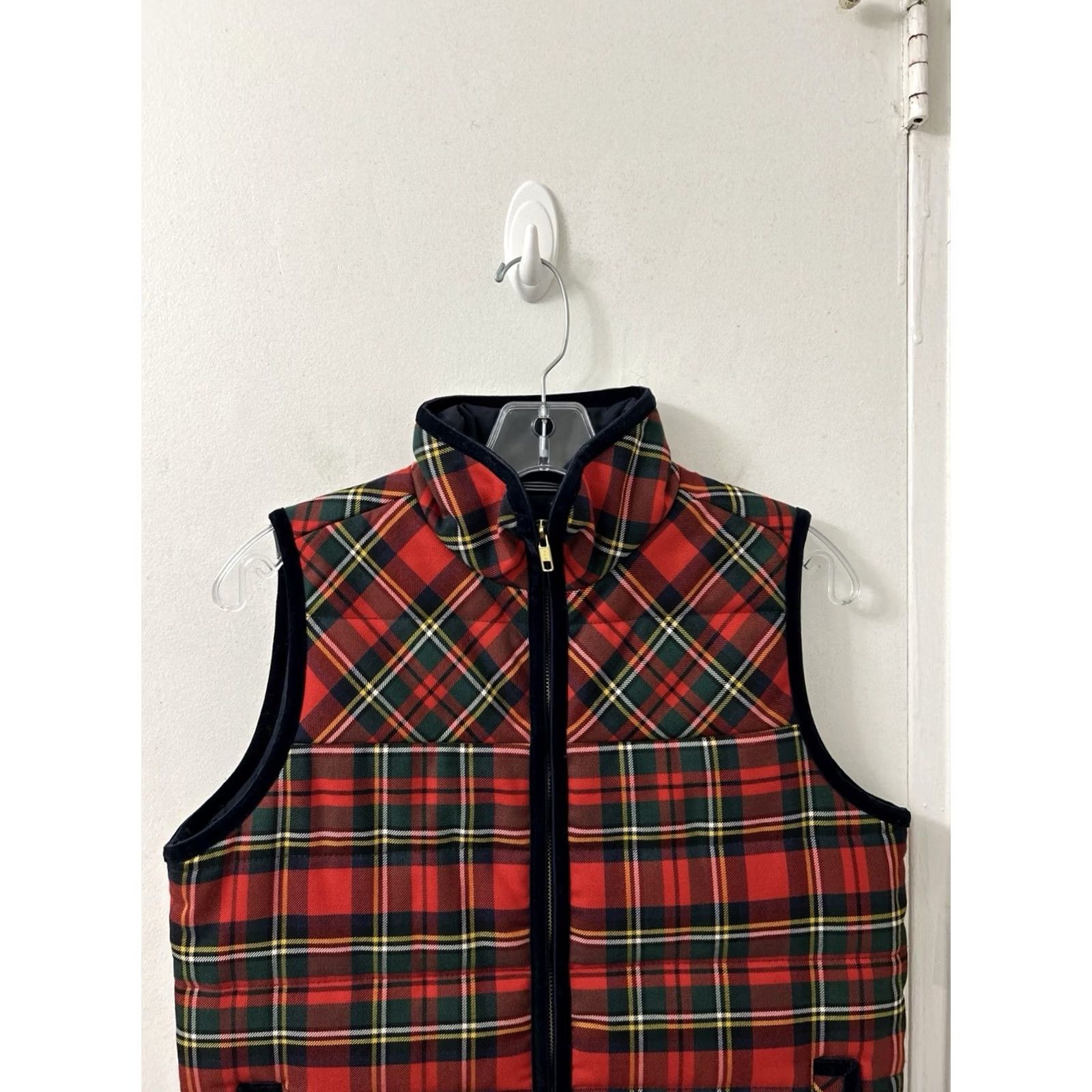 J.Crew VINTAGE J Crew Mountain Puffer Vest Womens Small Red Tartan Plaid Wool Blend H2712 Size S / US 4 / IT 40 - 2 Thumbnail