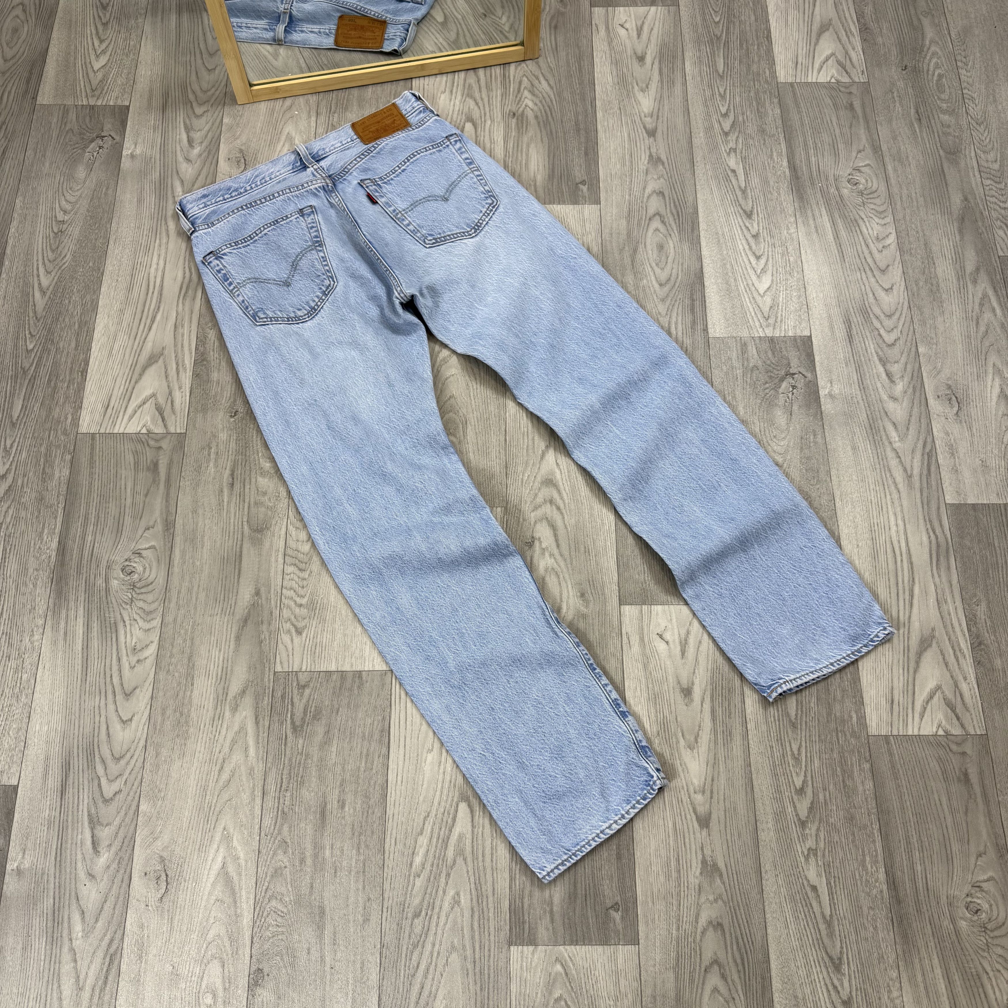 Levi's Levi's 501 Blue Stonewashed Denim Jeans Pants 31x32 Size US 31 - 3 Thumbnail