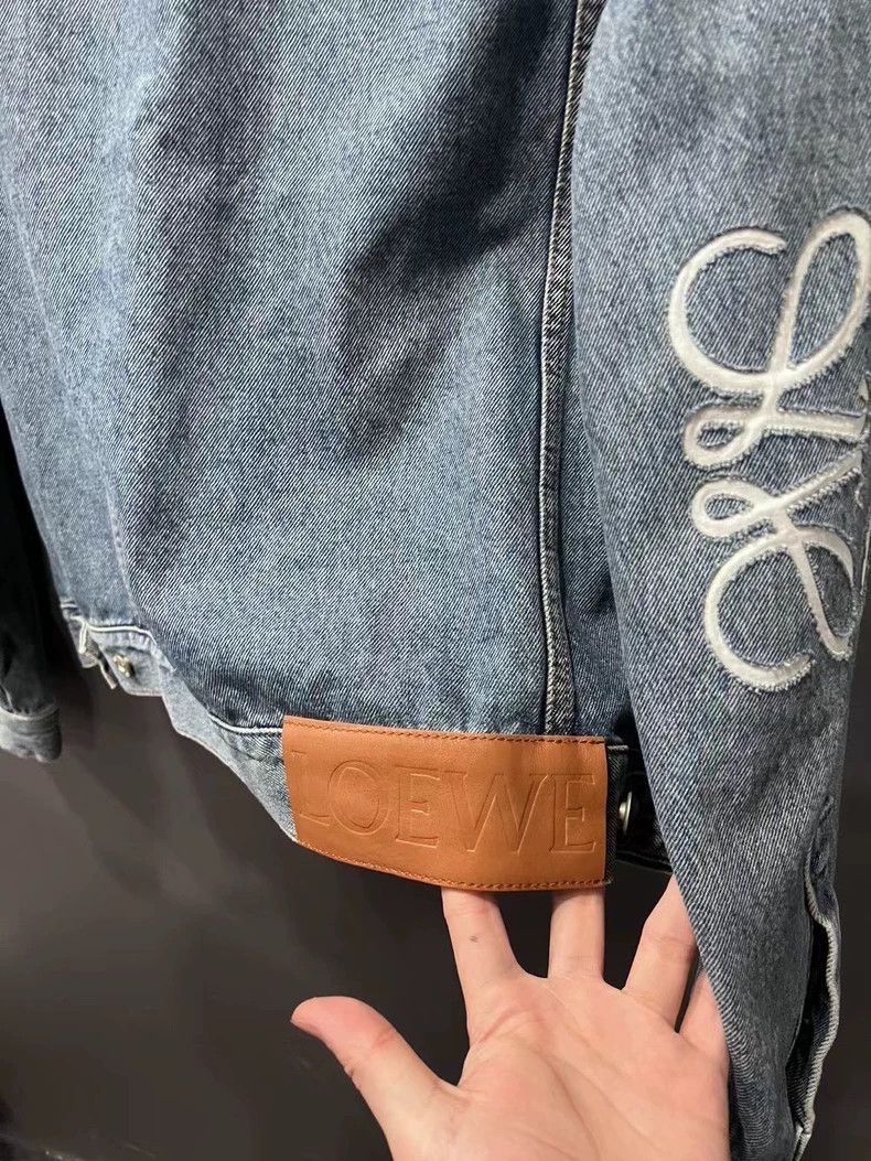 Loewe LOEWE Embroidered Logo denim jacket Size XL / US 12-14 / IT 48-50 - 4 Thumbnail