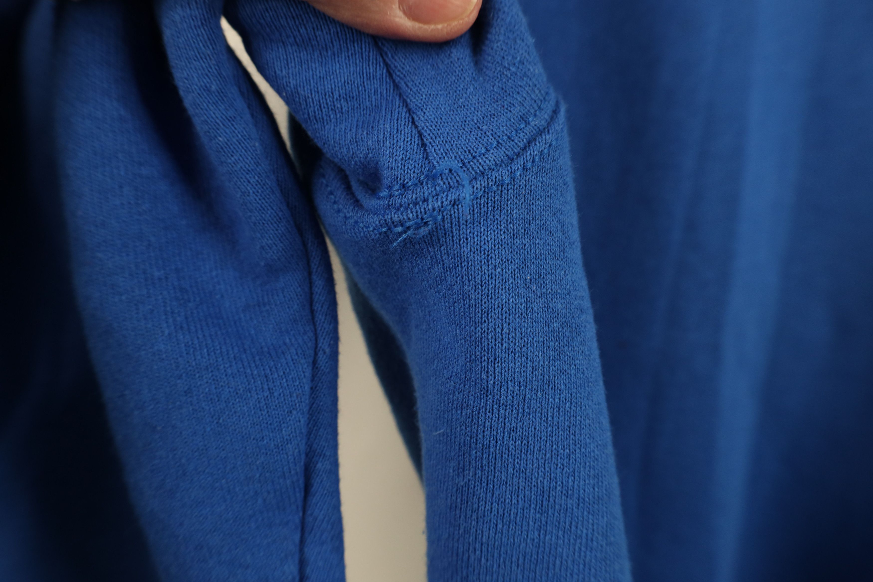 Vintage Vintage 90s Streetwear Crewneck Sweatshirt Royal Blue USA Size US L / EU 52-54 / 3 - 5 Thumbnail