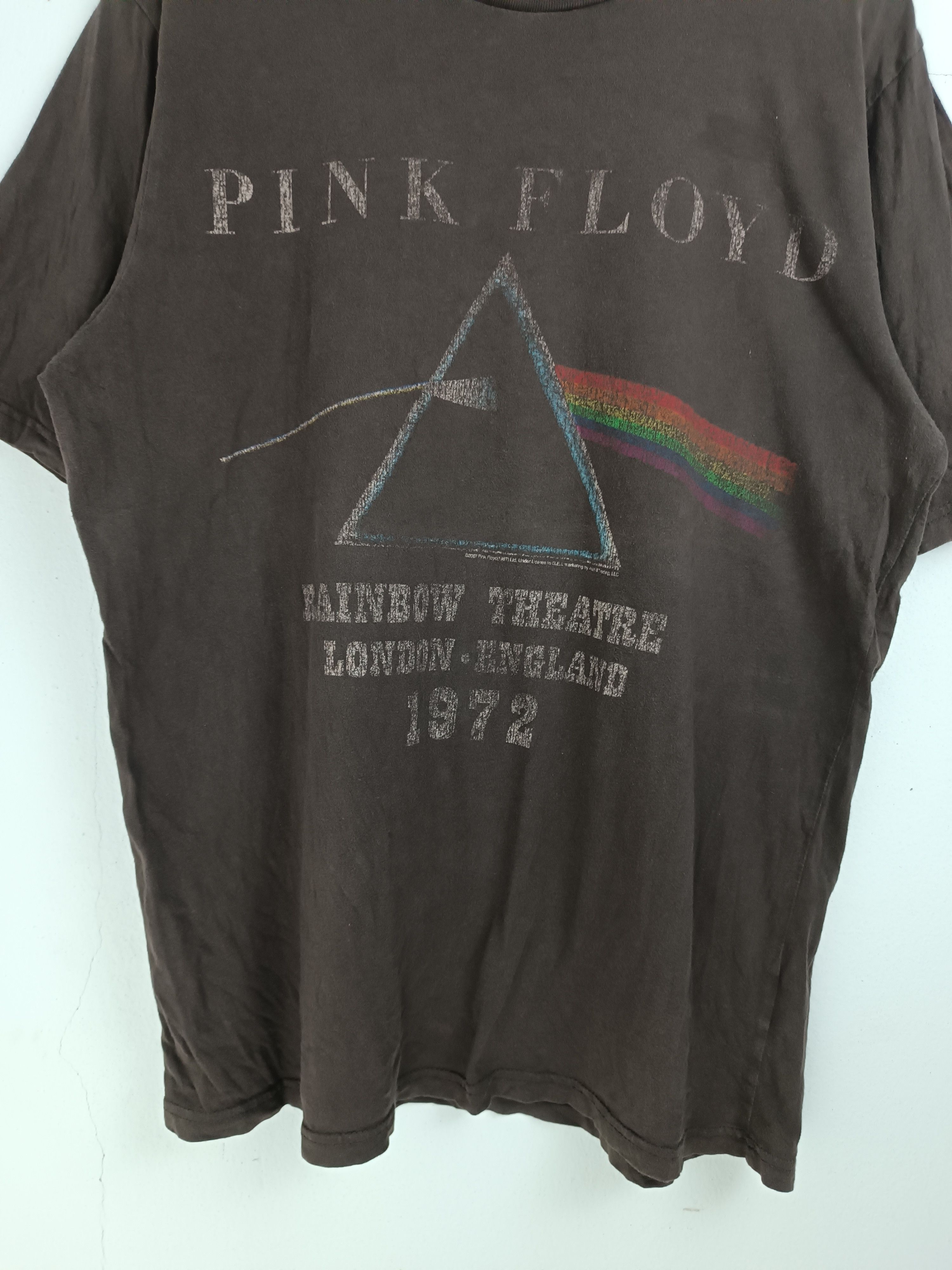 Band Tees FADED VINTAGE PINK FLOYD 1972 RAINBOW THEATER TEE u2 bonjovi Size US L / EU 52-54 / 3 - 7 Thumbnail
