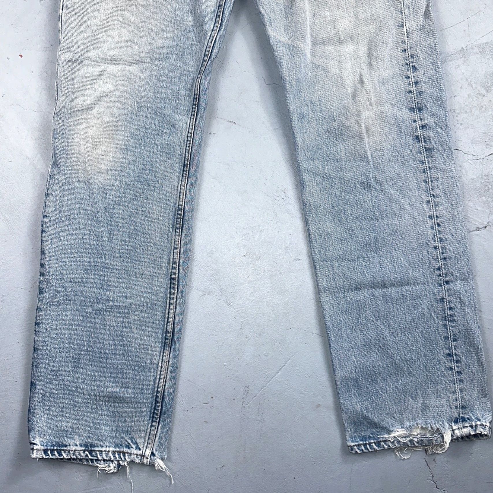 Levi's Vintage Levis 501 90s USA XX Straight Leg Jeans Blue Light Wash 34x34 Act 32x32 Size US 34 / EU 50 - 3 Thumbnail