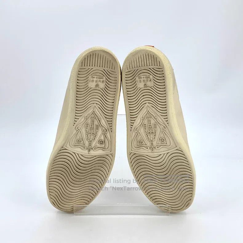 Gucci Gucci Beige Mickey Mouse printed lace-laced casual sneaker Size US 6 / IT 36 - 5 Thumbnail