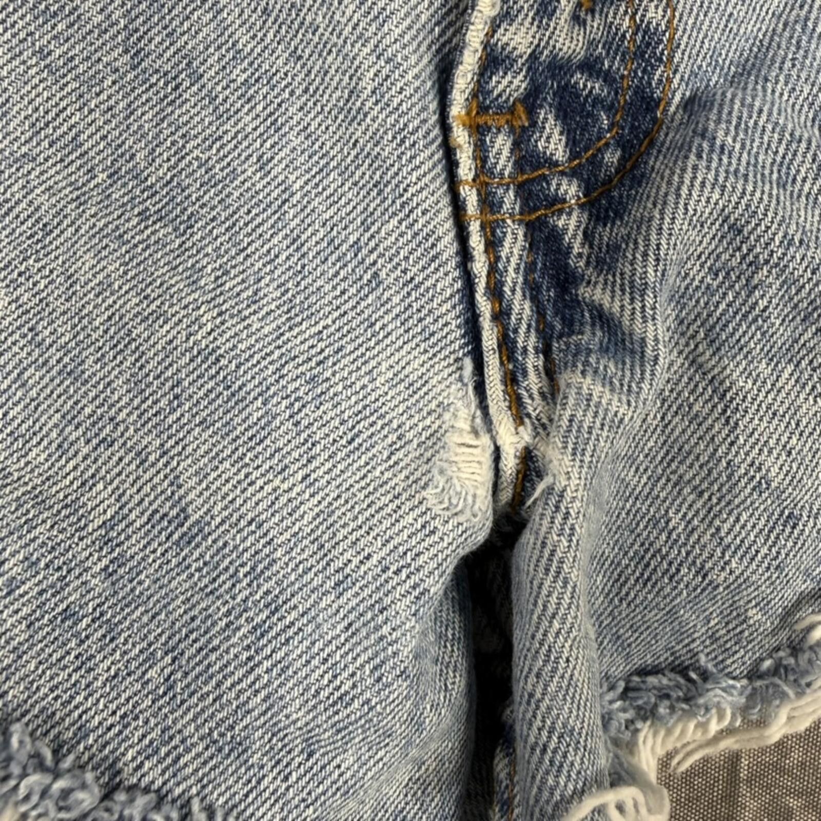 Levi's Levi's Shorts Women's S Blue Distressed Jeans Size 28" / US 6 / IT 42 - 2 Thumbnail