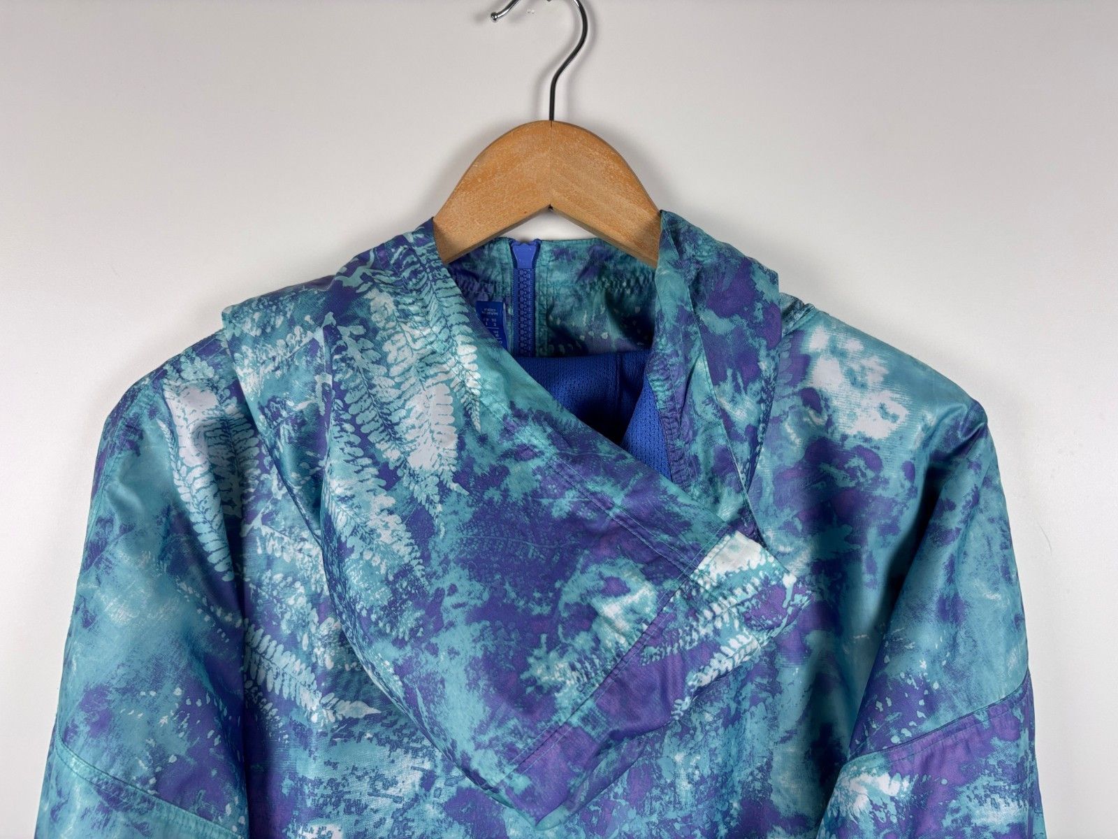 Adidas Adidas Originals Ocean Elements Windbreaker Hooded Jacket S Size S / US 4 / IT 40 - 5 Thumbnail