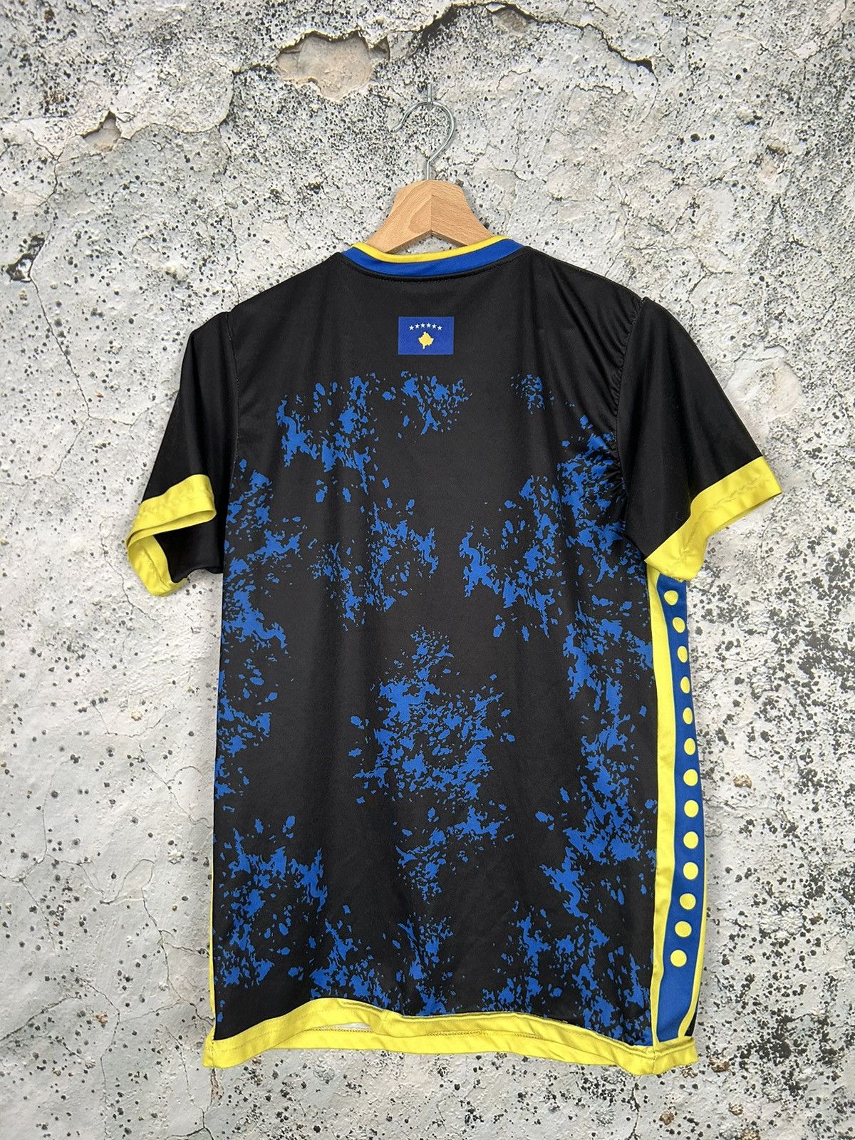 Vintage Kosovo Soccer Jersey National Ultra Rare Football Vintage Size US S / EU 44-46 / 1 - 4 Thumbnail