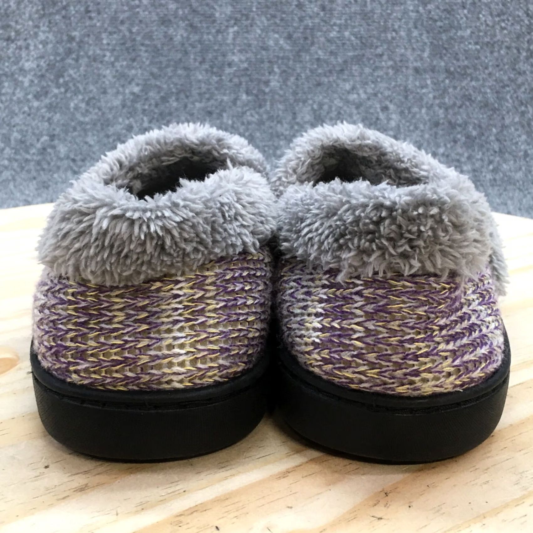 Vintage FOCO Slippers Womens 10 Gray Minnesota Vikings NFL Slip On Comfort Faux Fur Size US 10 / IT 40 - 6 Thumbnail