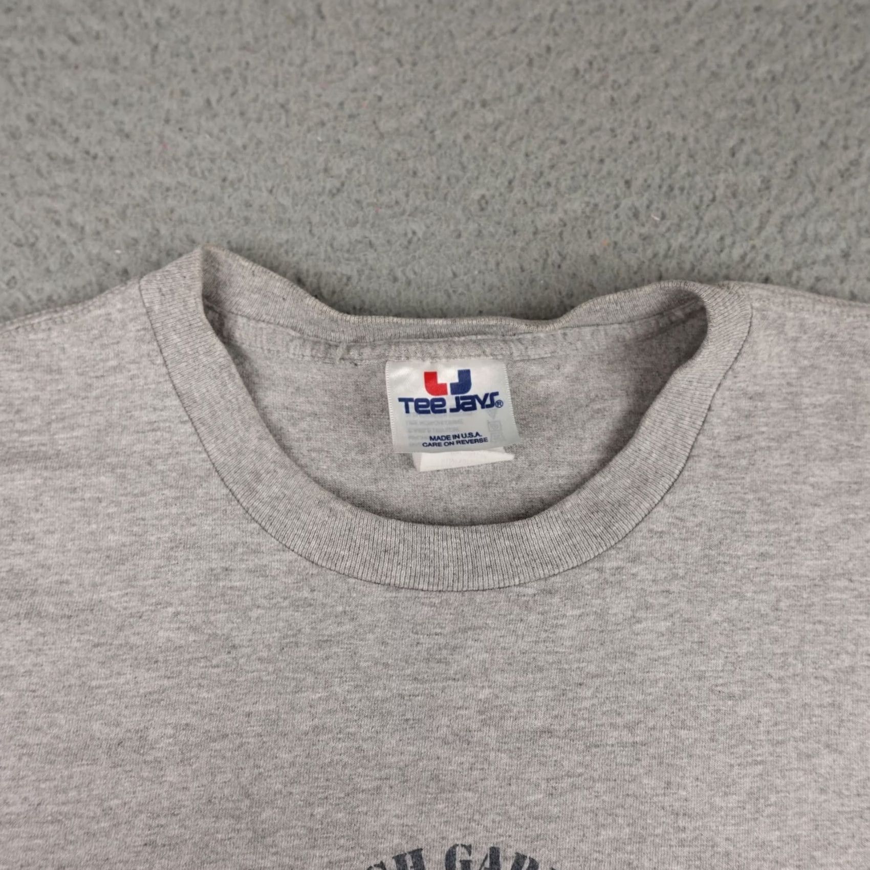 TEE JAYS VINTAGE Busch Gardens Shirt Mens Large Gray Field Guide Long Sleeve Made In USA Size US L / EU 52-54 / 3 - 7 Thumbnail